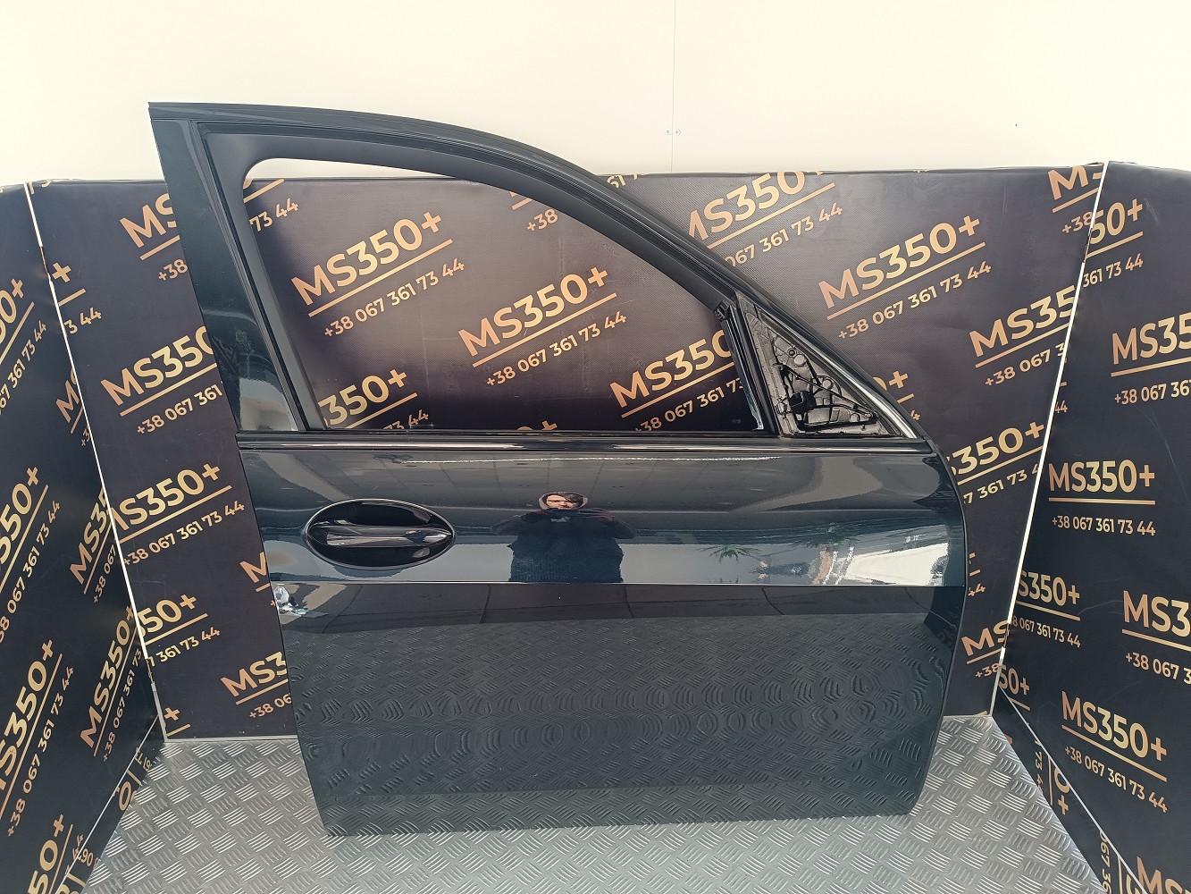 Б/у Двері передні праві BMW X5 G05 - 1