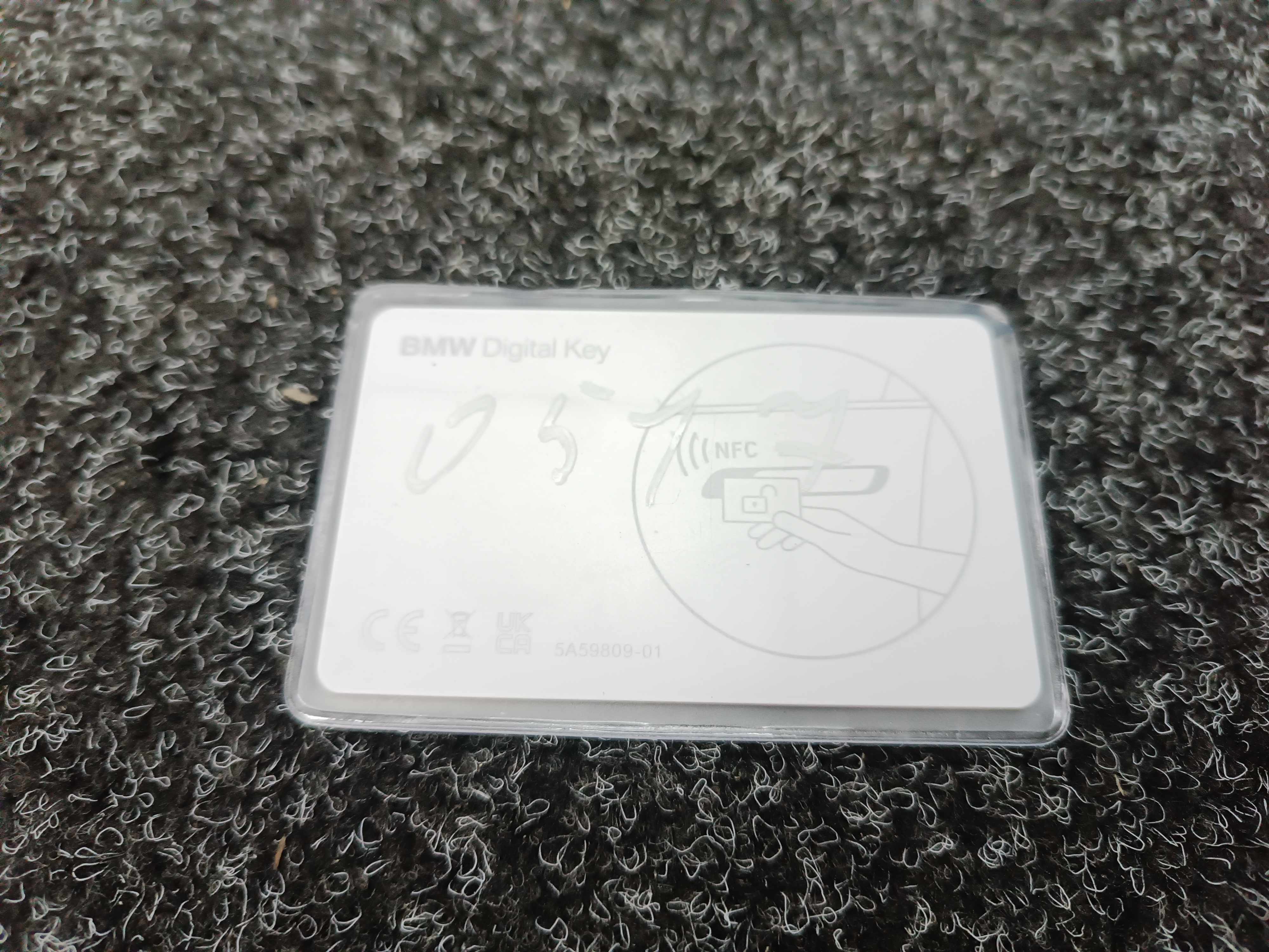 Б/у Ключ карта (Digital Key) BMW X5 G05 - 1