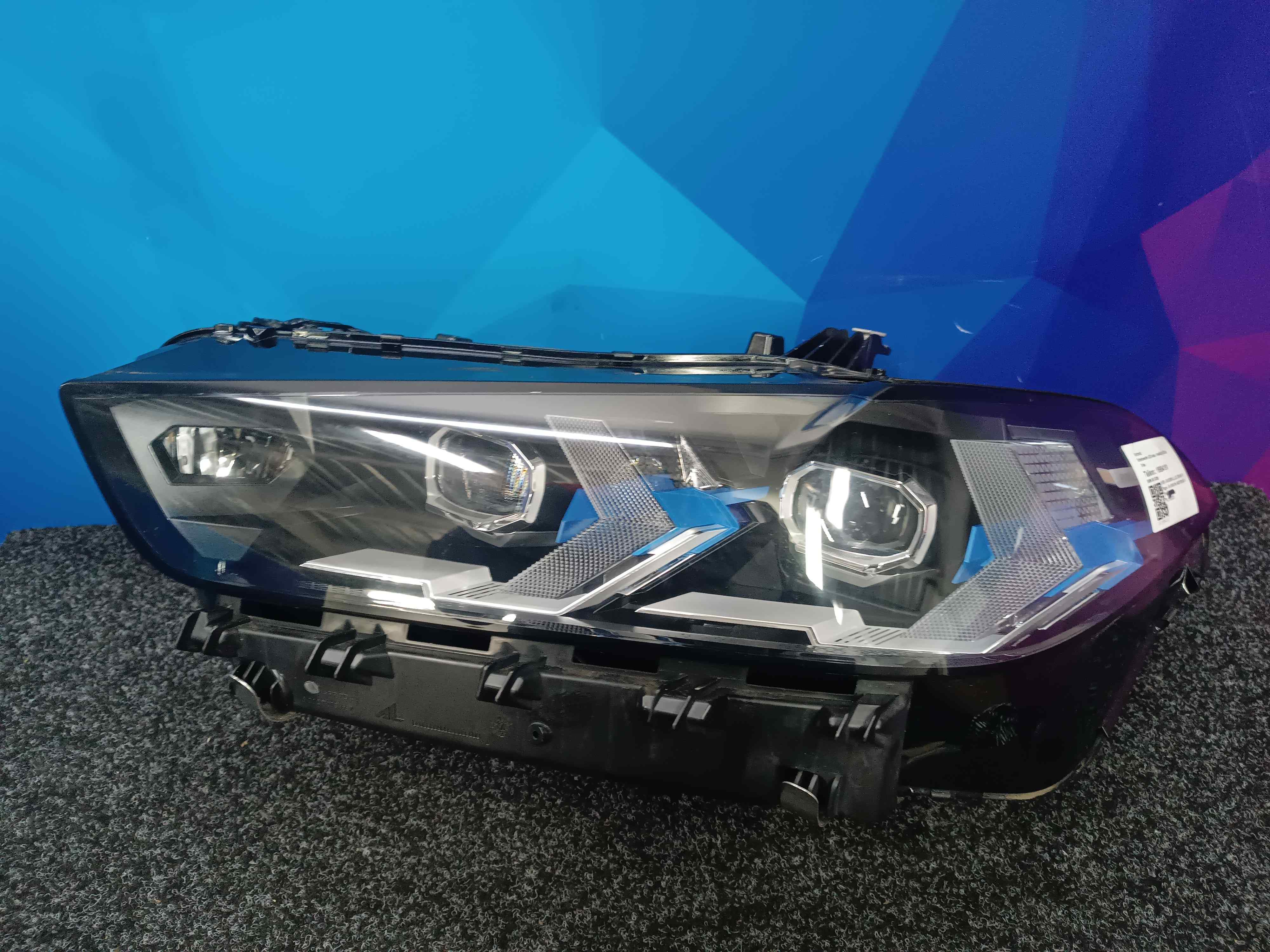 Б/у Фара передня ліва BMW X6 G06 - 1