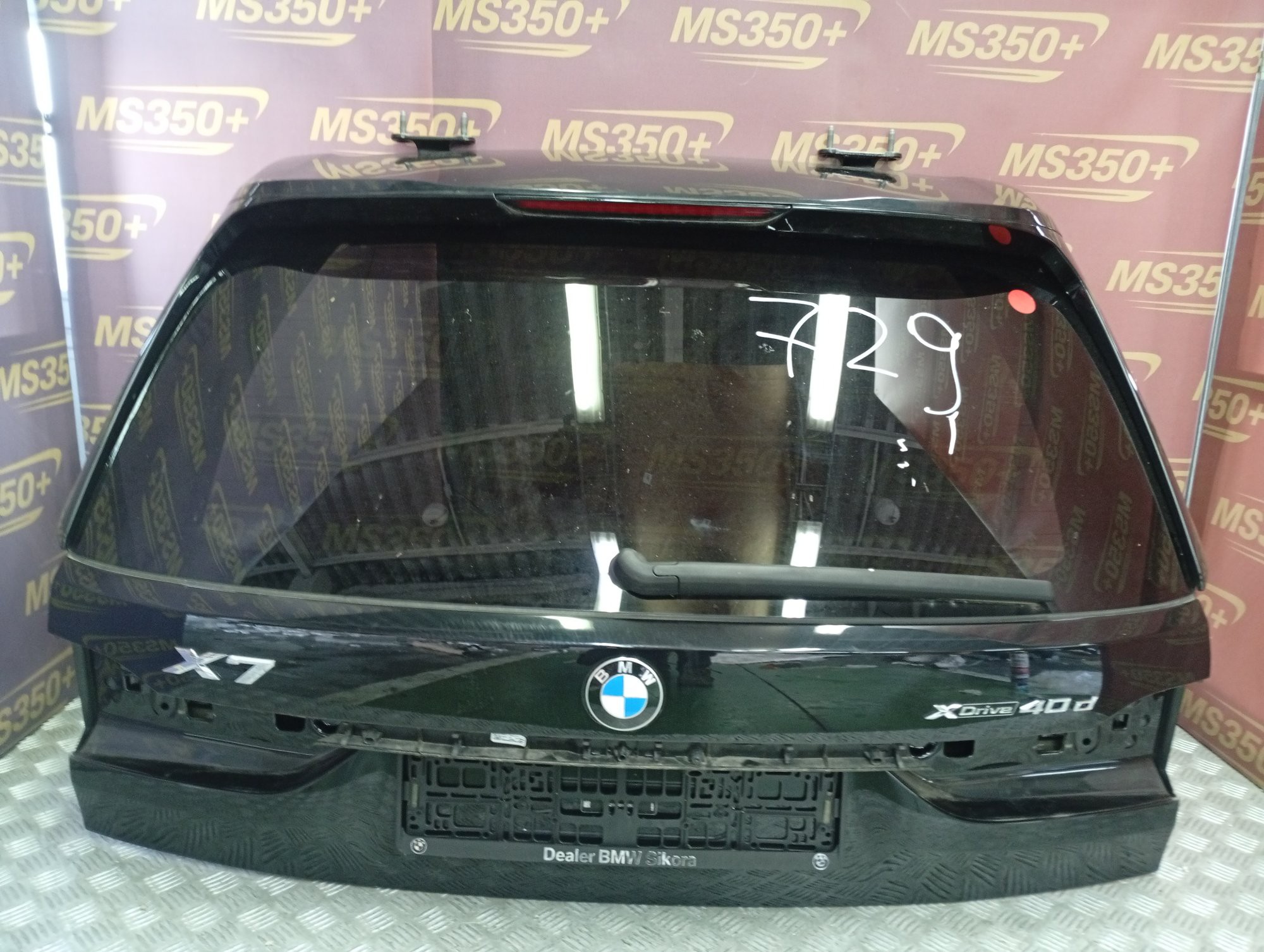 Б/у Кришка багажника (двері) BMW X7 G07 - 1