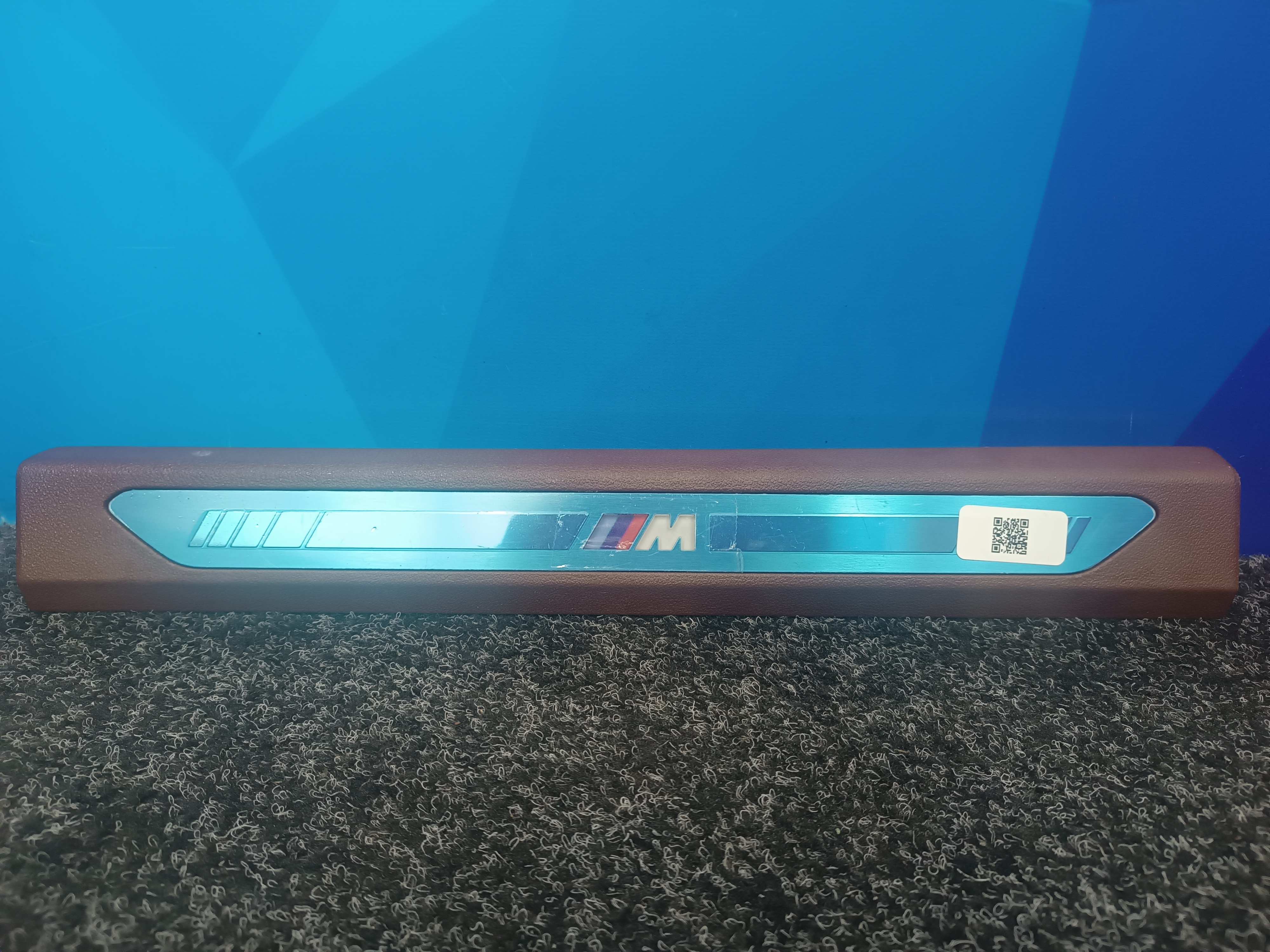 Б/у Накладка декоративна на поріг права BMW X5 G05 - 1
