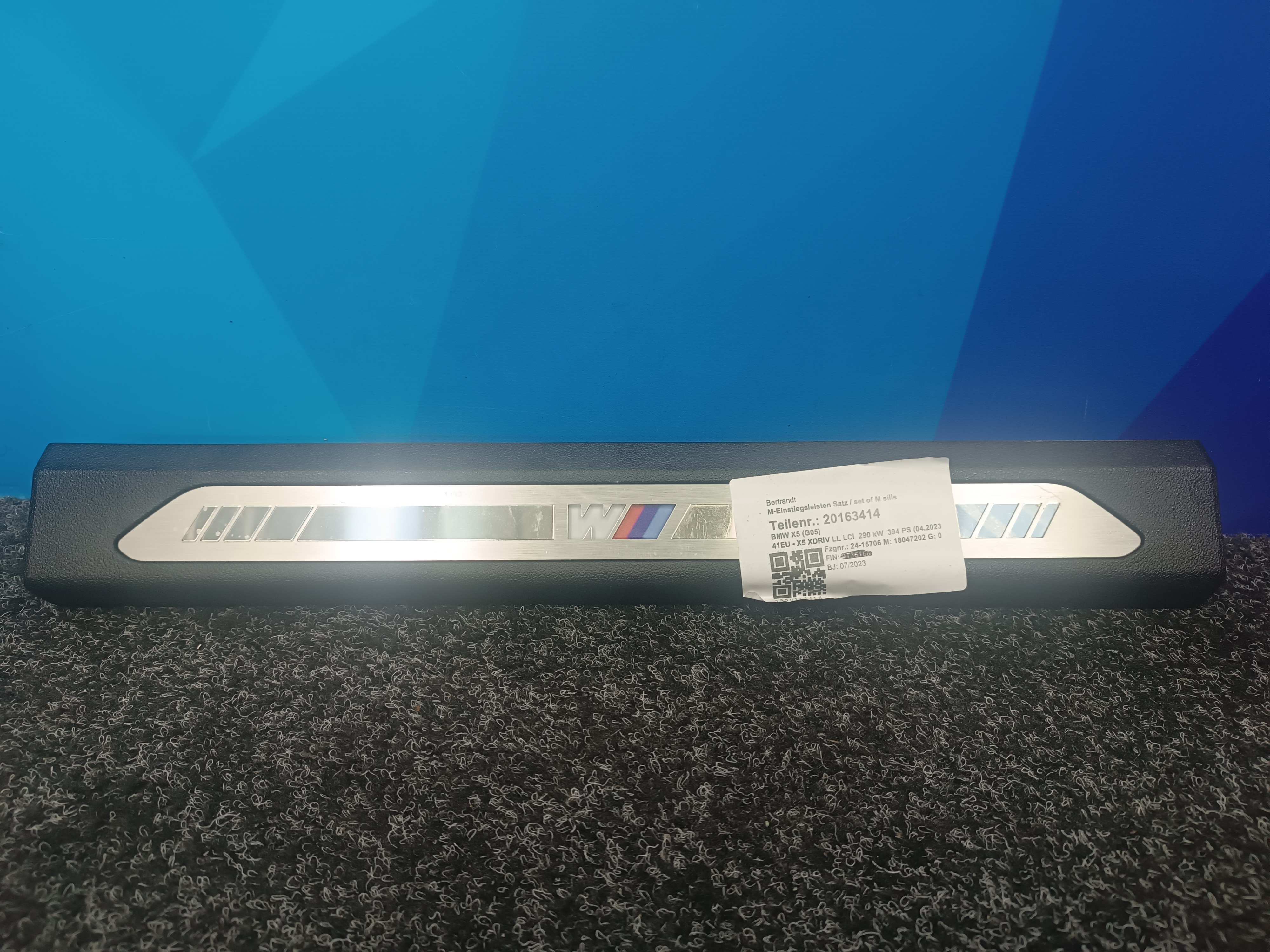 Б/у Накладка декоративна на поріг ліва BMW X5 G05 - 1