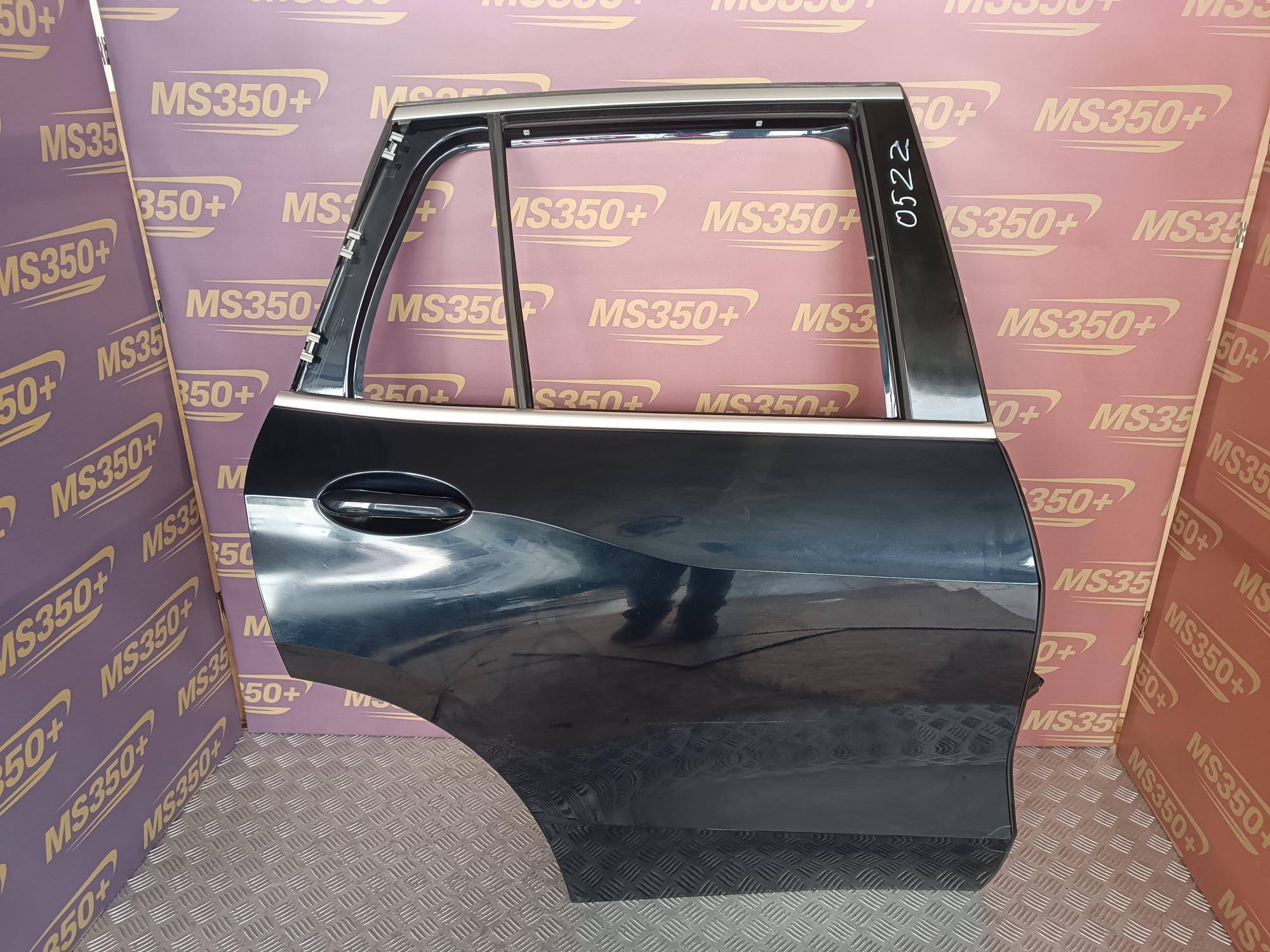 Б/у Двері задні праві BMW X5 G05 - 1