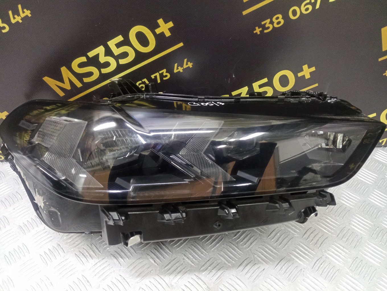Б/у Фара передня права BMW X5 G05 - 1