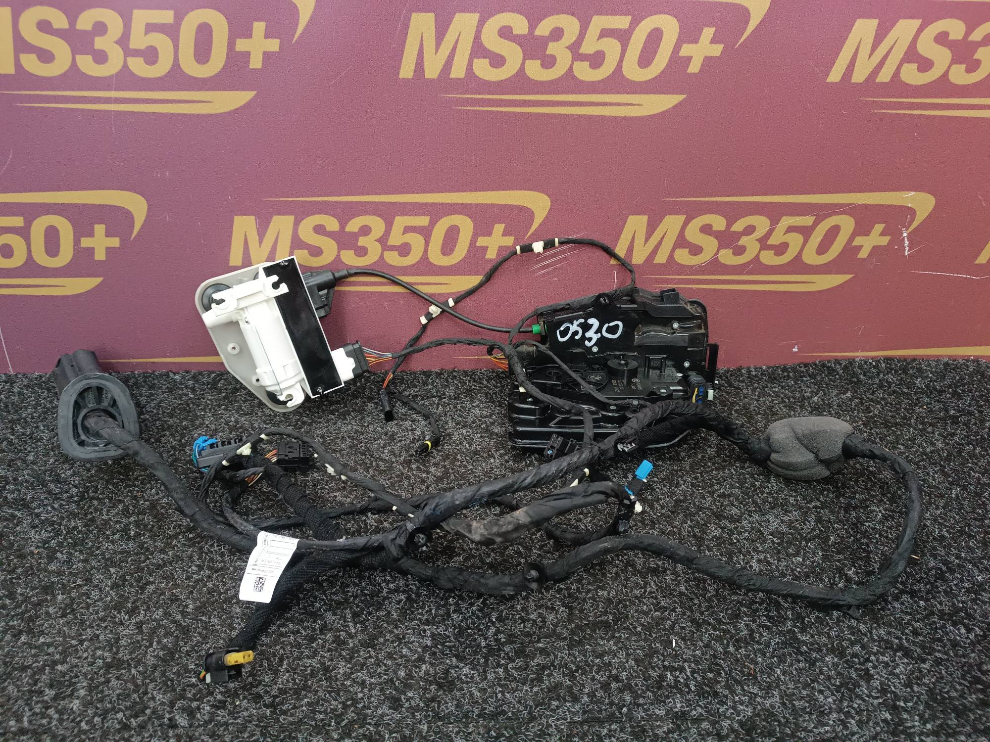 Б/у Замок дверей передньої правої BMW X5 G05 - 1