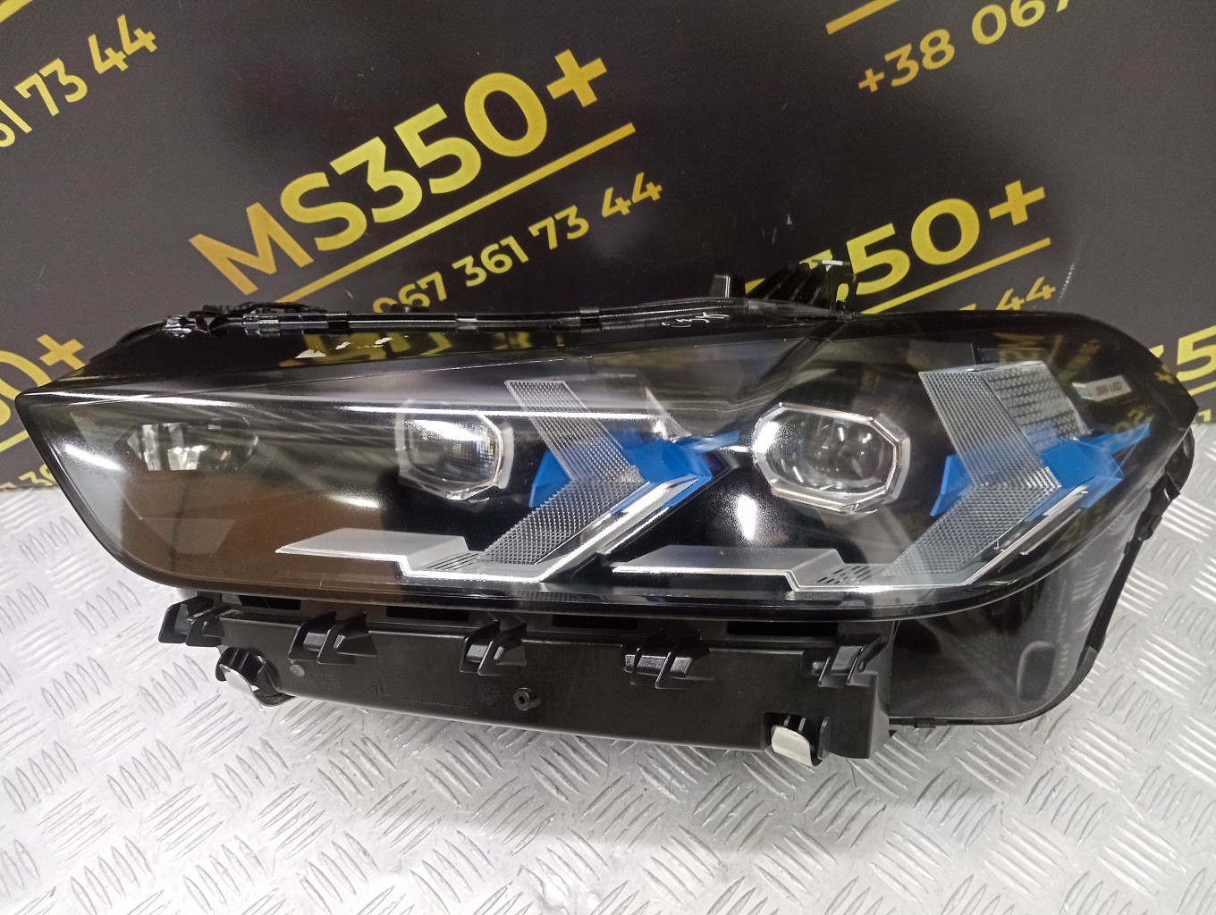Б/у Фара передня ліва BMW X5 G05 - 1