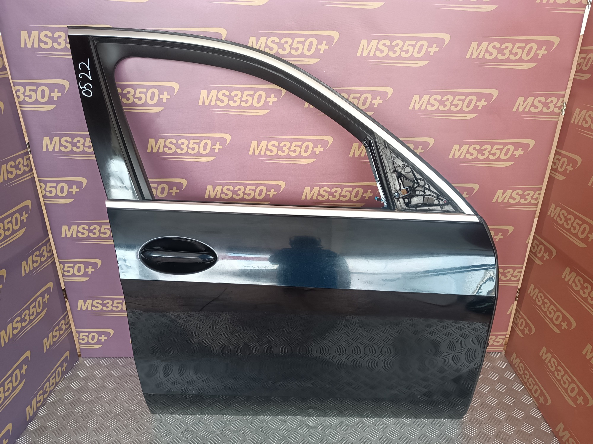 Б/у Двері передні праві BMW X5 G05 - 1
