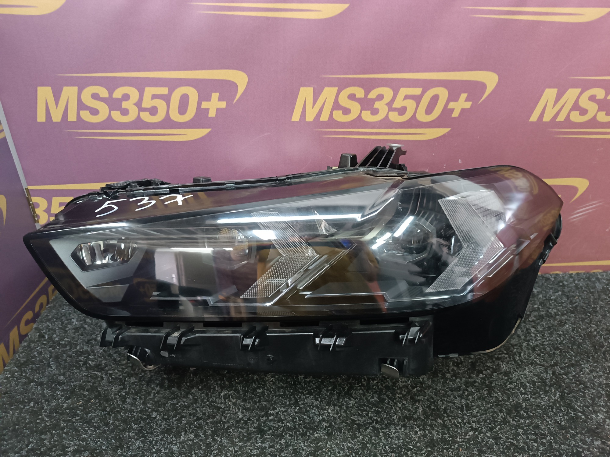Б/у Фара передня ліва BMW X5 G05 - 1