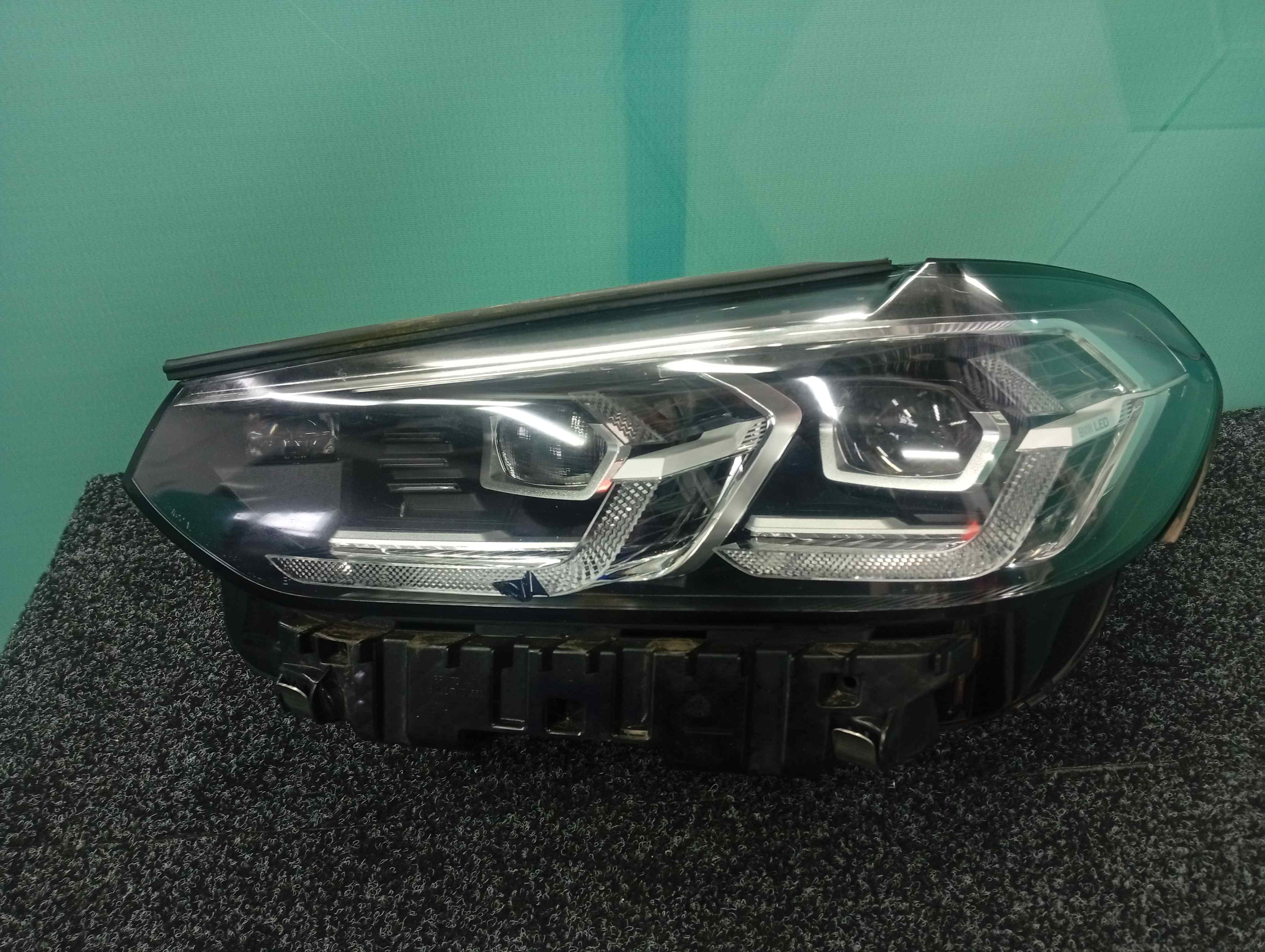 Б/у Фара передня ліва BMW X4 G02 - 1