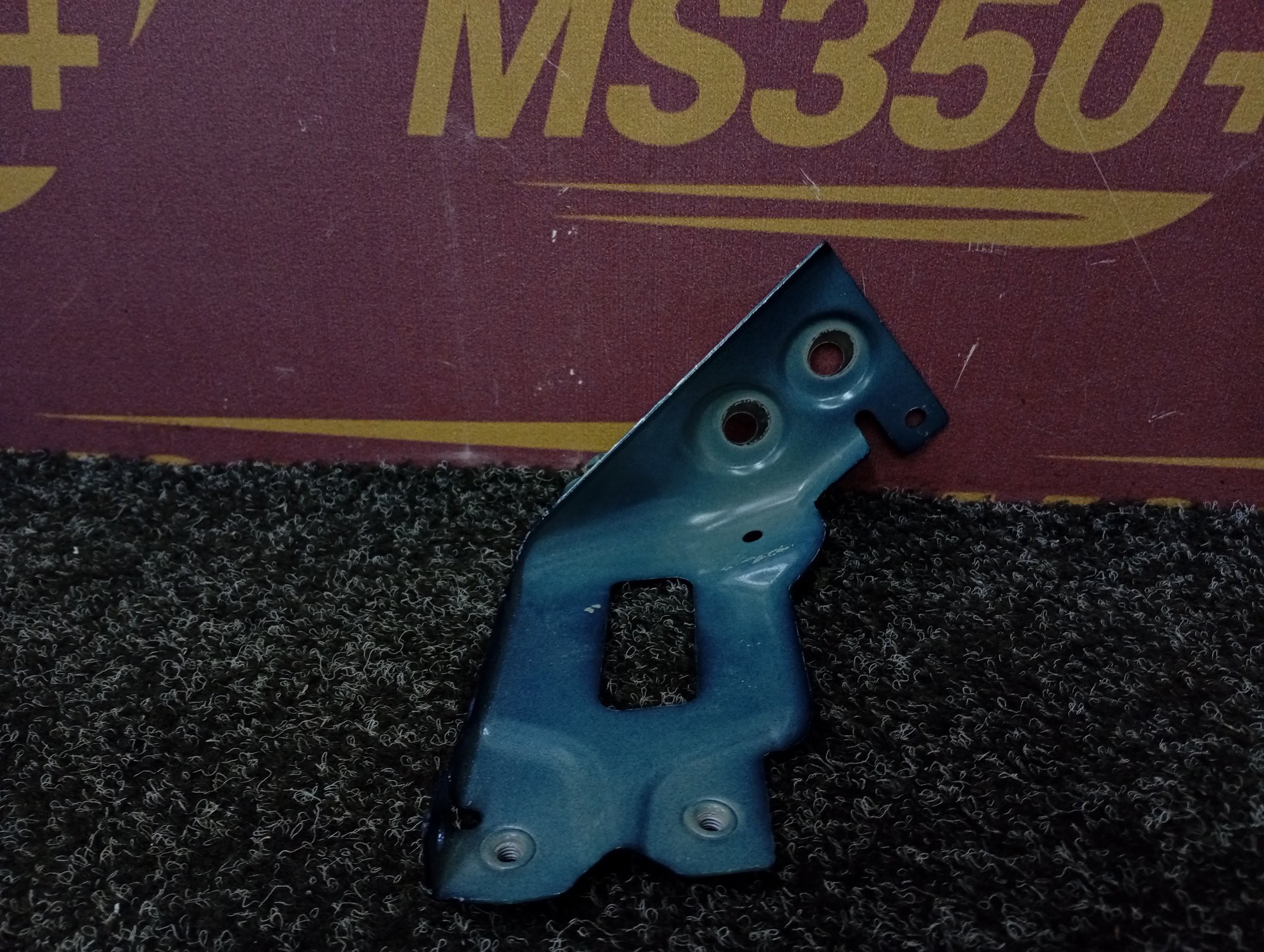 Б/у кронштейн кріплення крила BMW X5 G05 - 1