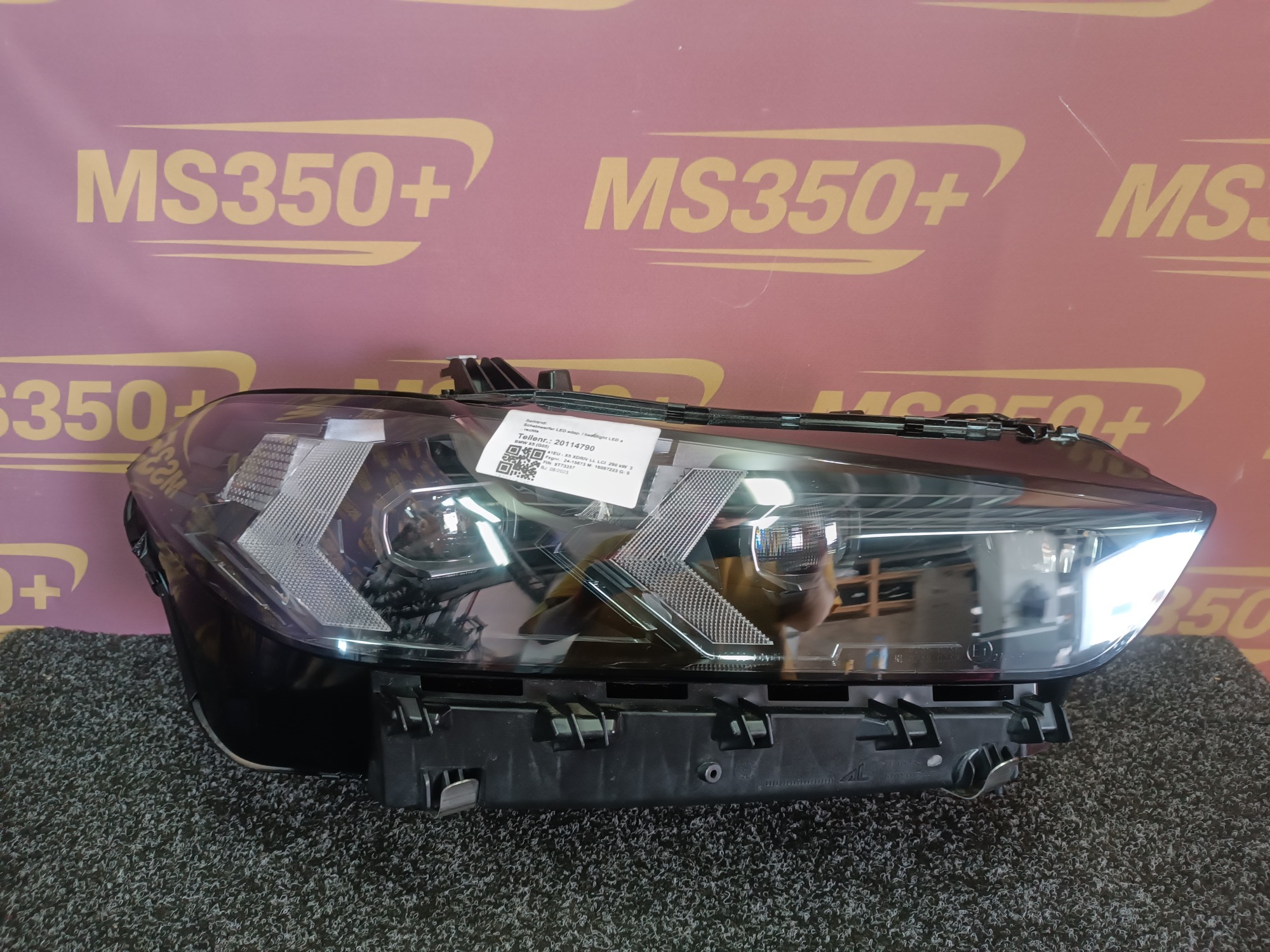 Б/у Фара передня права BMW X5 G05 - 1