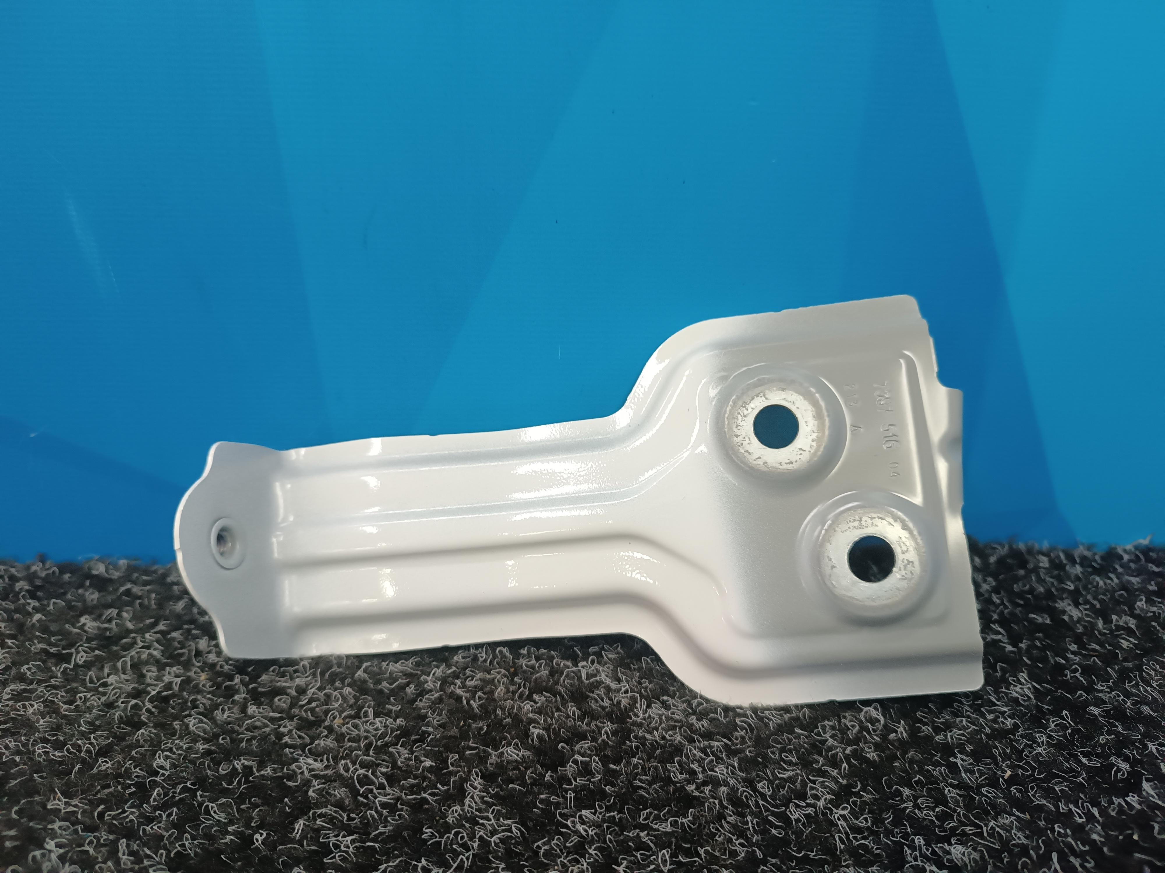 Б/в Кронштейн (крепление) крыла правый BMW X3 G01 - 1