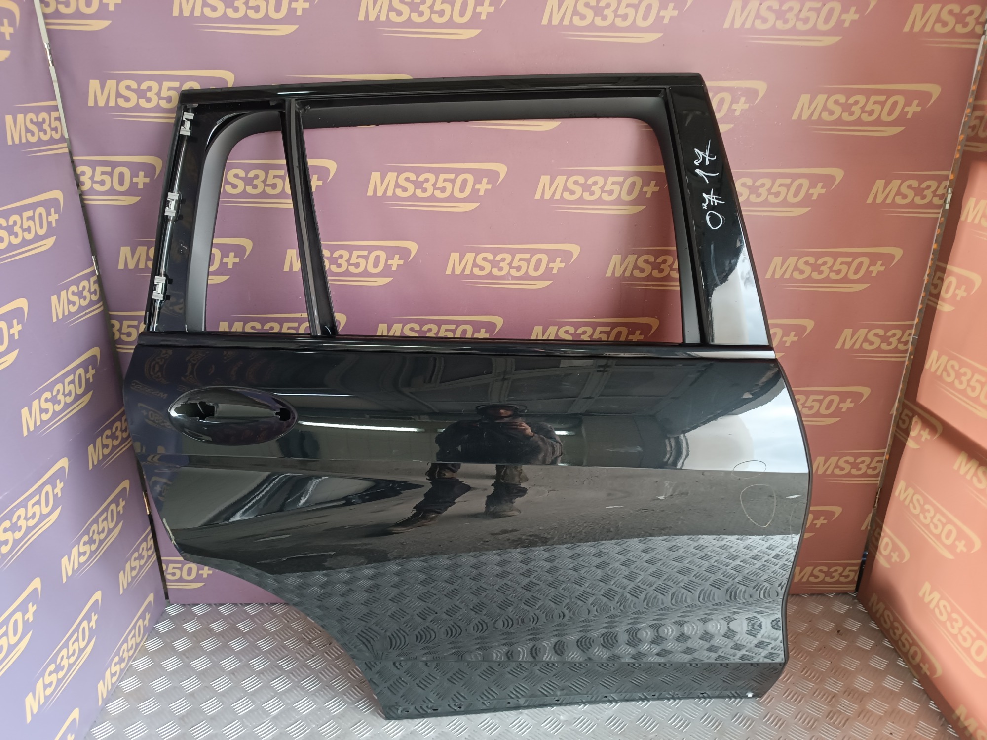 Б/в Дверь задняя правая BMW X7 G07 - 1