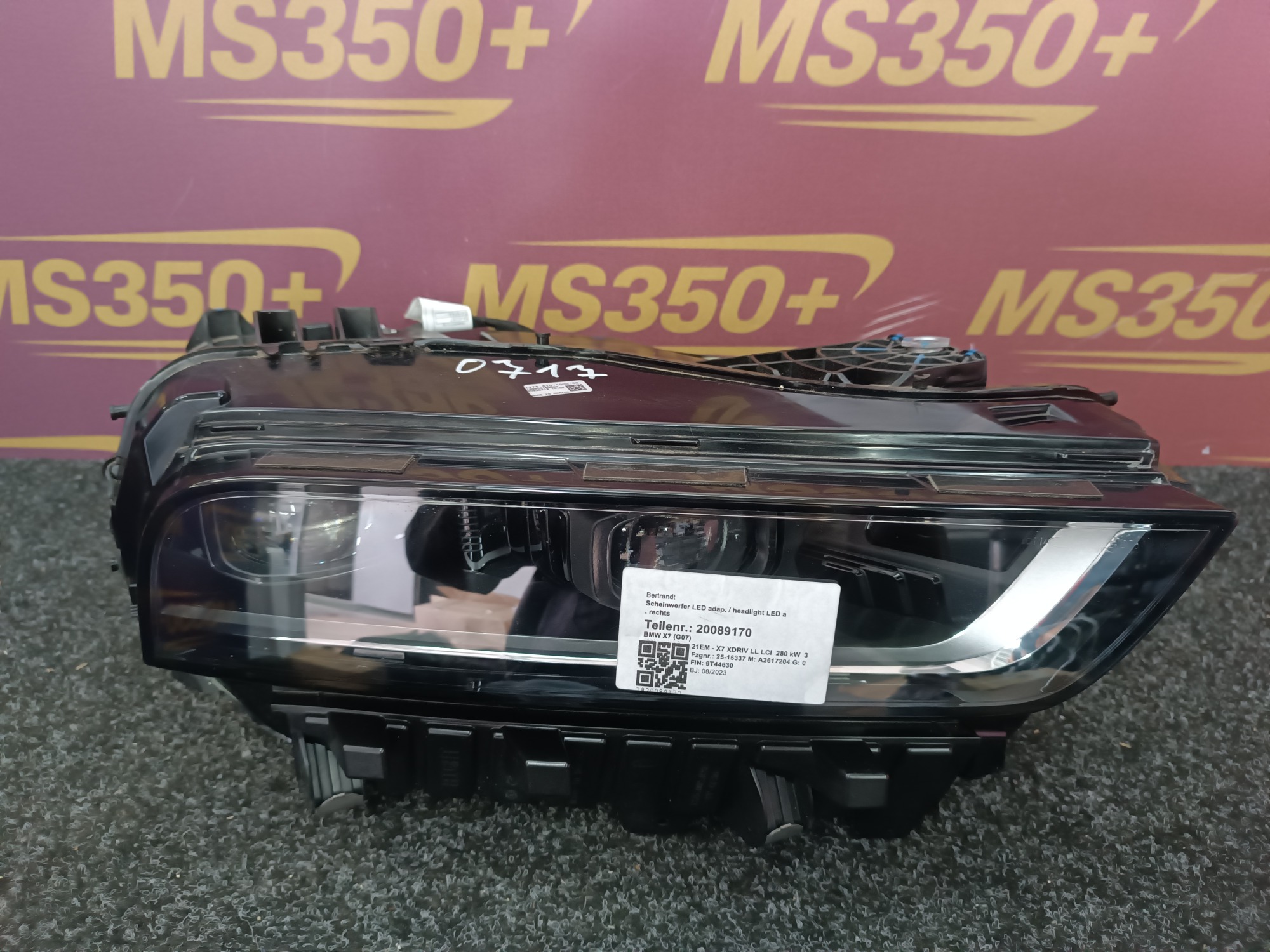 Б/у Фара передня права BMW X7 G07 - 1
