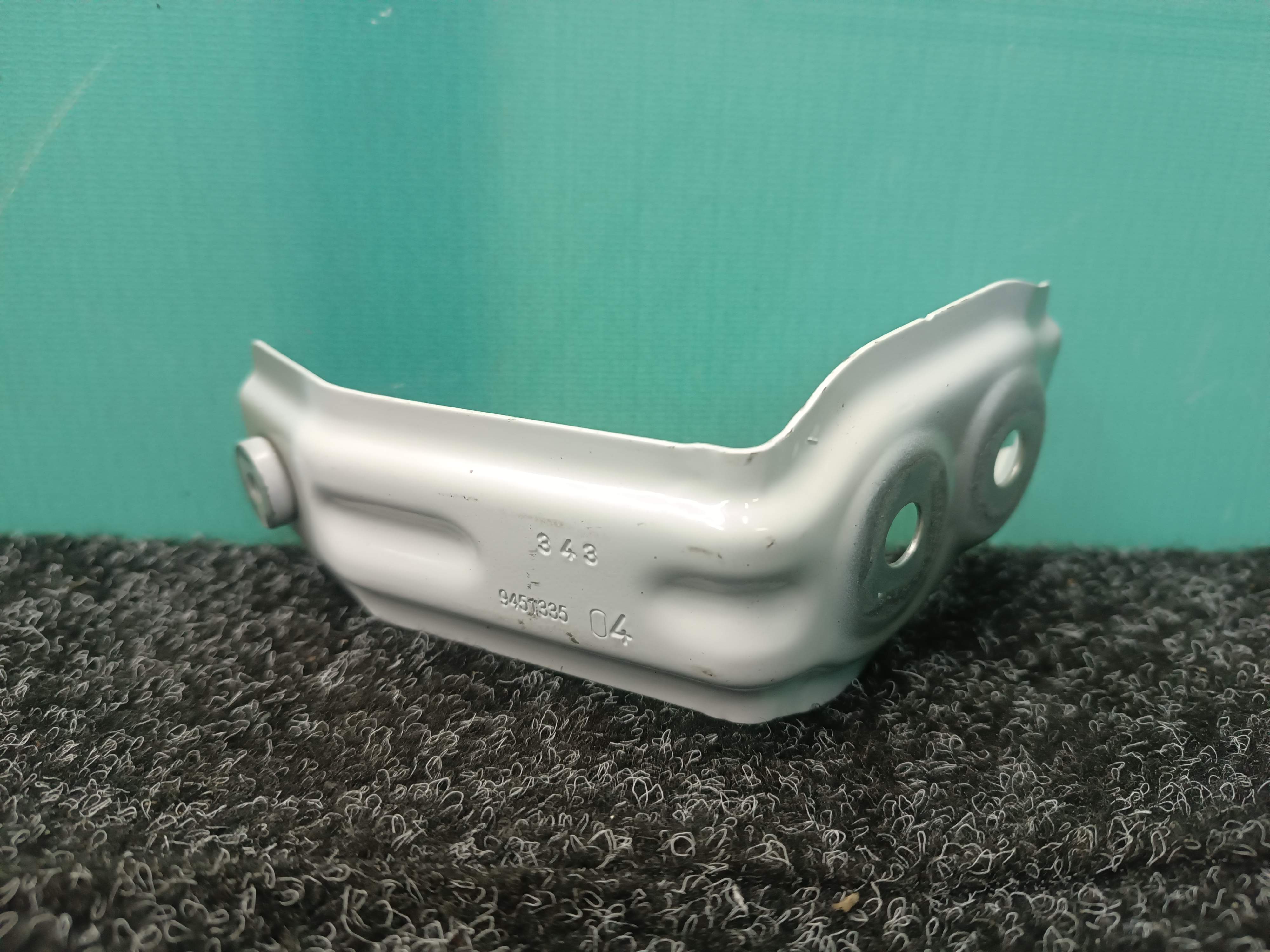 Б/у Кронштейн (кріплення) крила лівий BMW XM G09 - 1