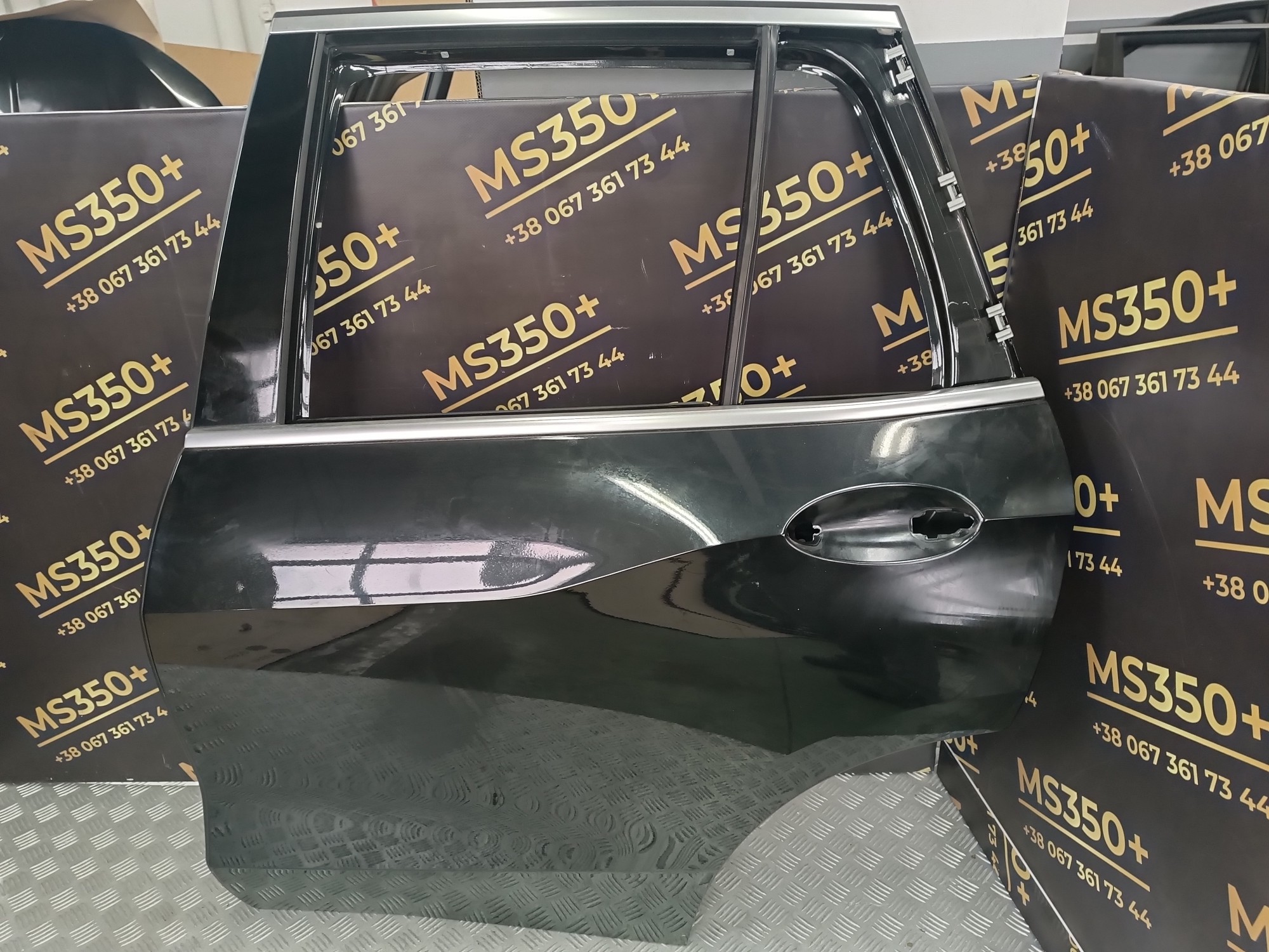 Б/у Двері задні ліві BMW X5 G05 - 1