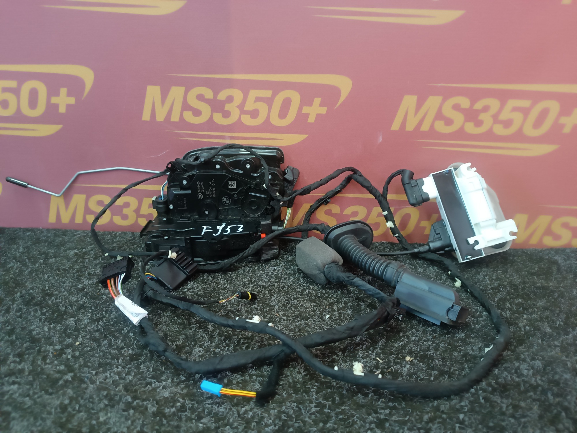Б/у Замок дверей задньої правої BMW X5M F95 - 1