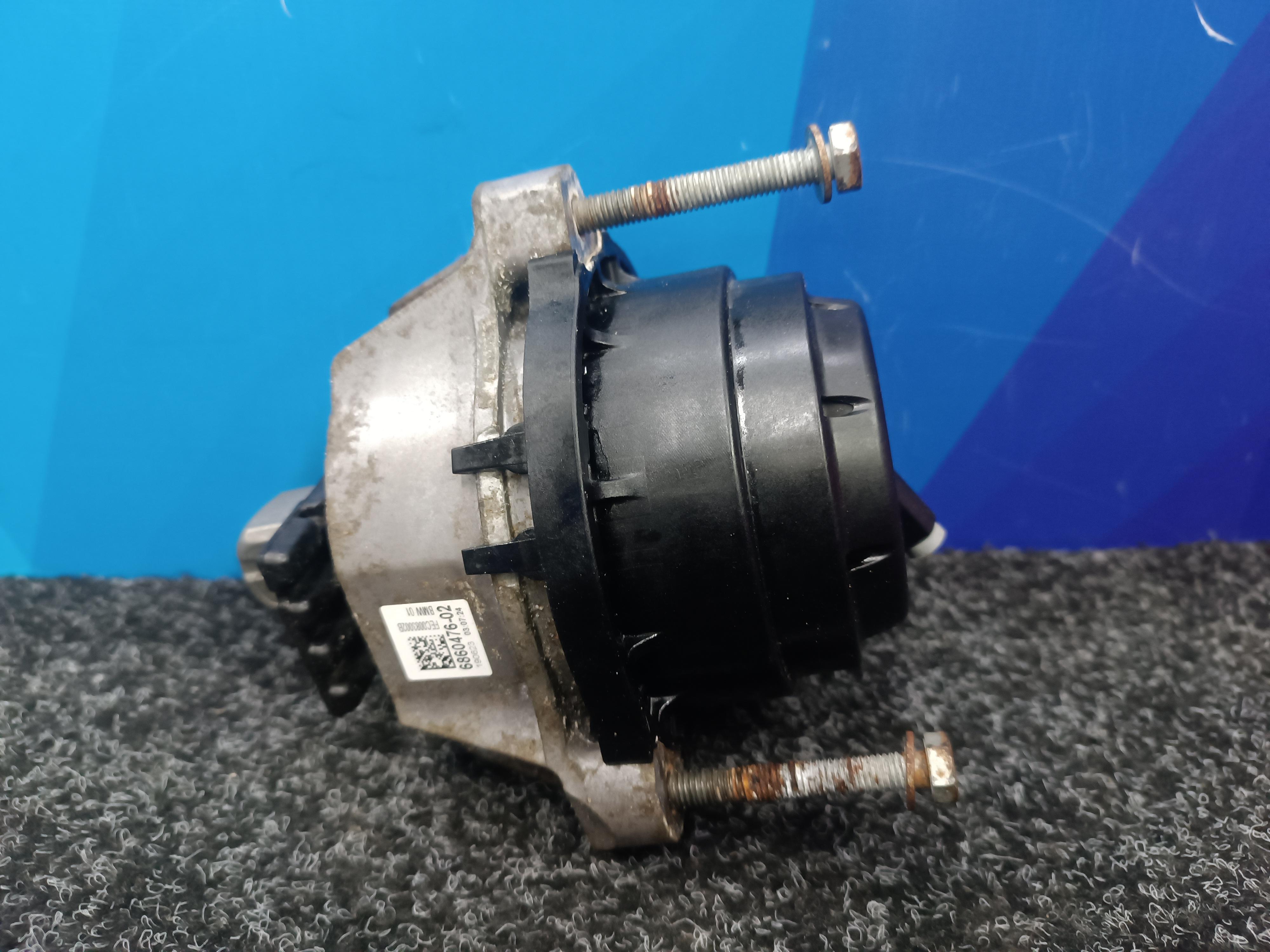 Б/у Подушка двигуна BMW X5 G05 - 1