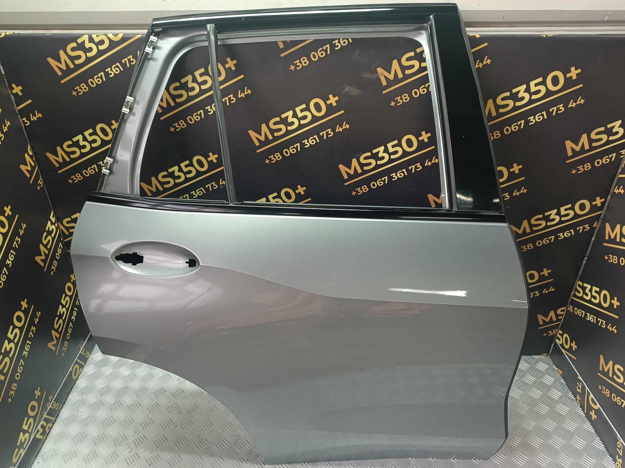 Б/у Двері задні праві BMW X5 G05 - 1