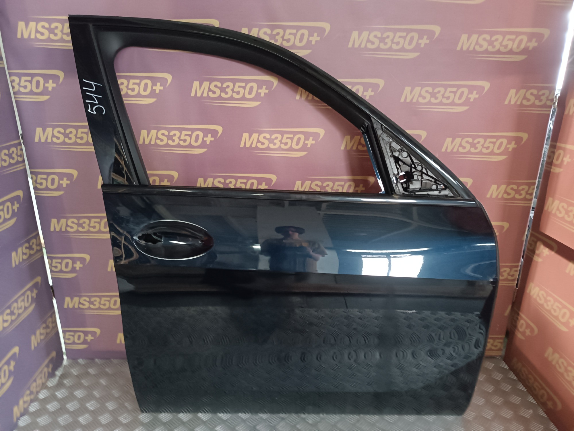 Б/у Двері передні праві BMW X5 G05 - 1