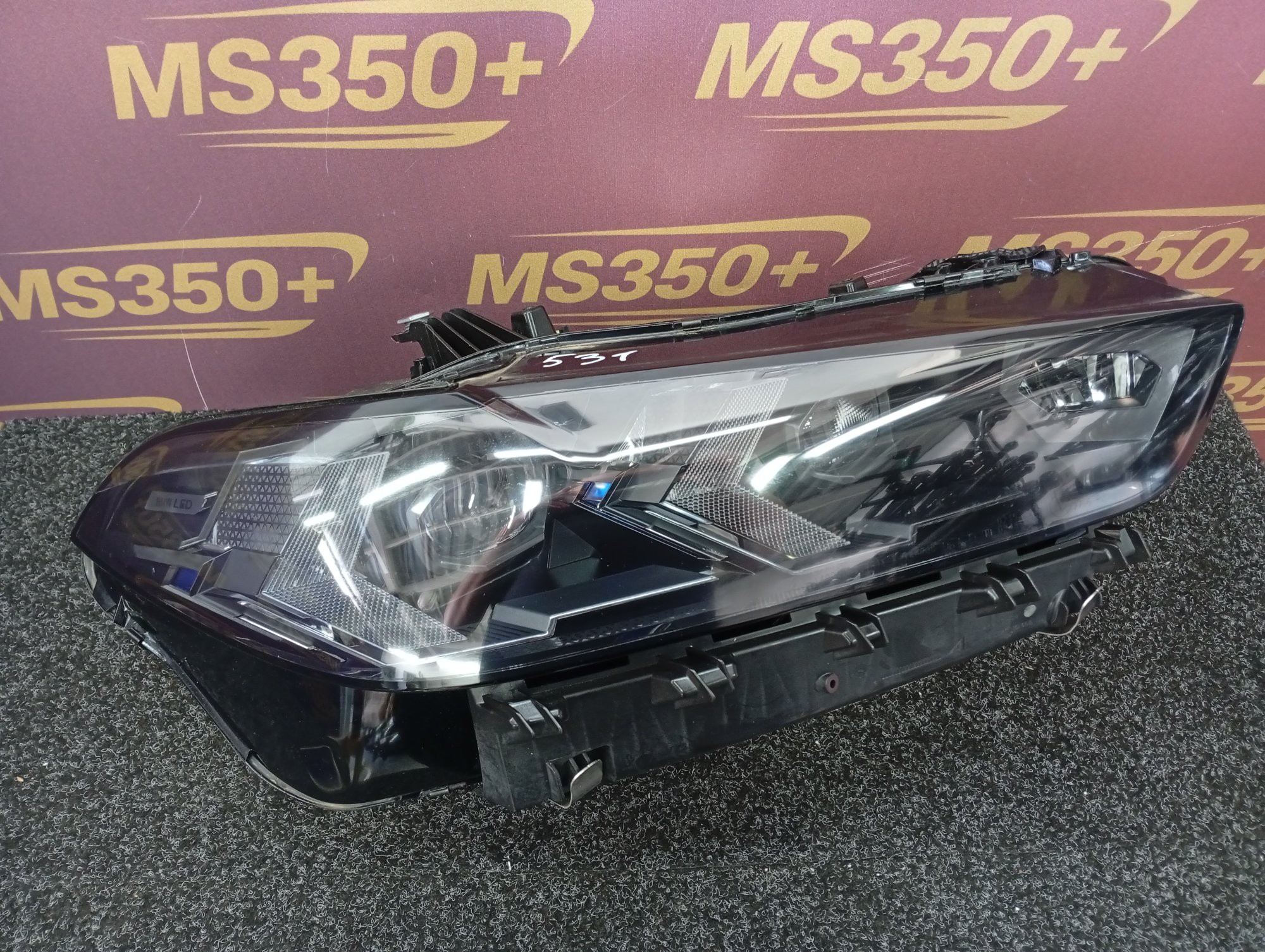 Б/в Фара передняя правая BMW X5 G05 - 1