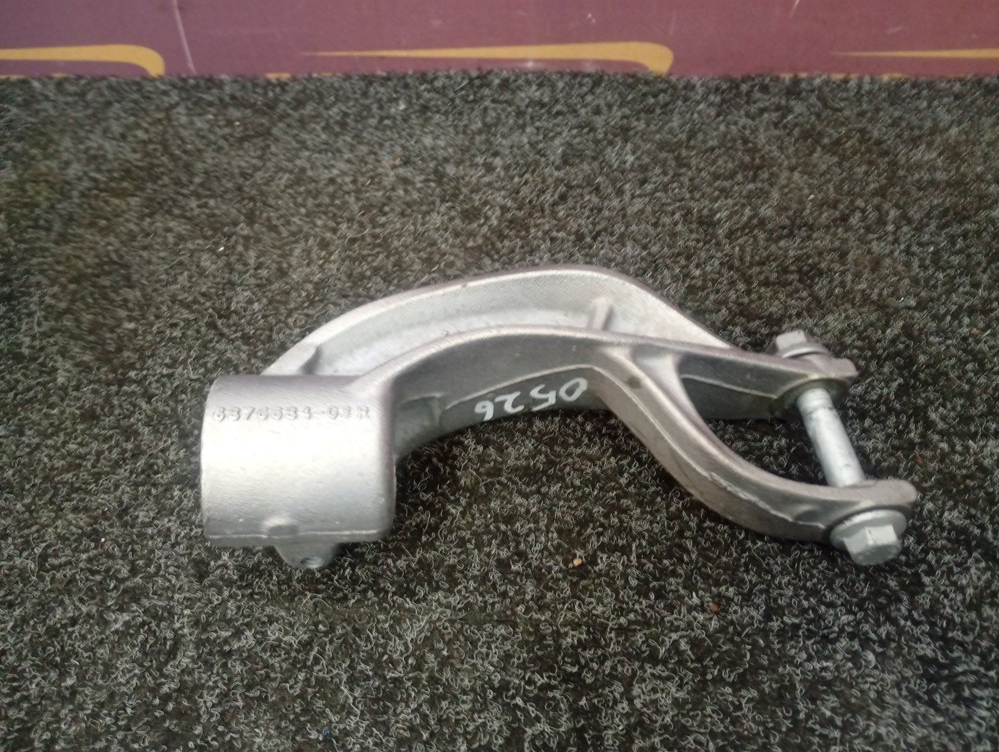 Б/у Вилка амортизатора права BMW X5 G05 - 1