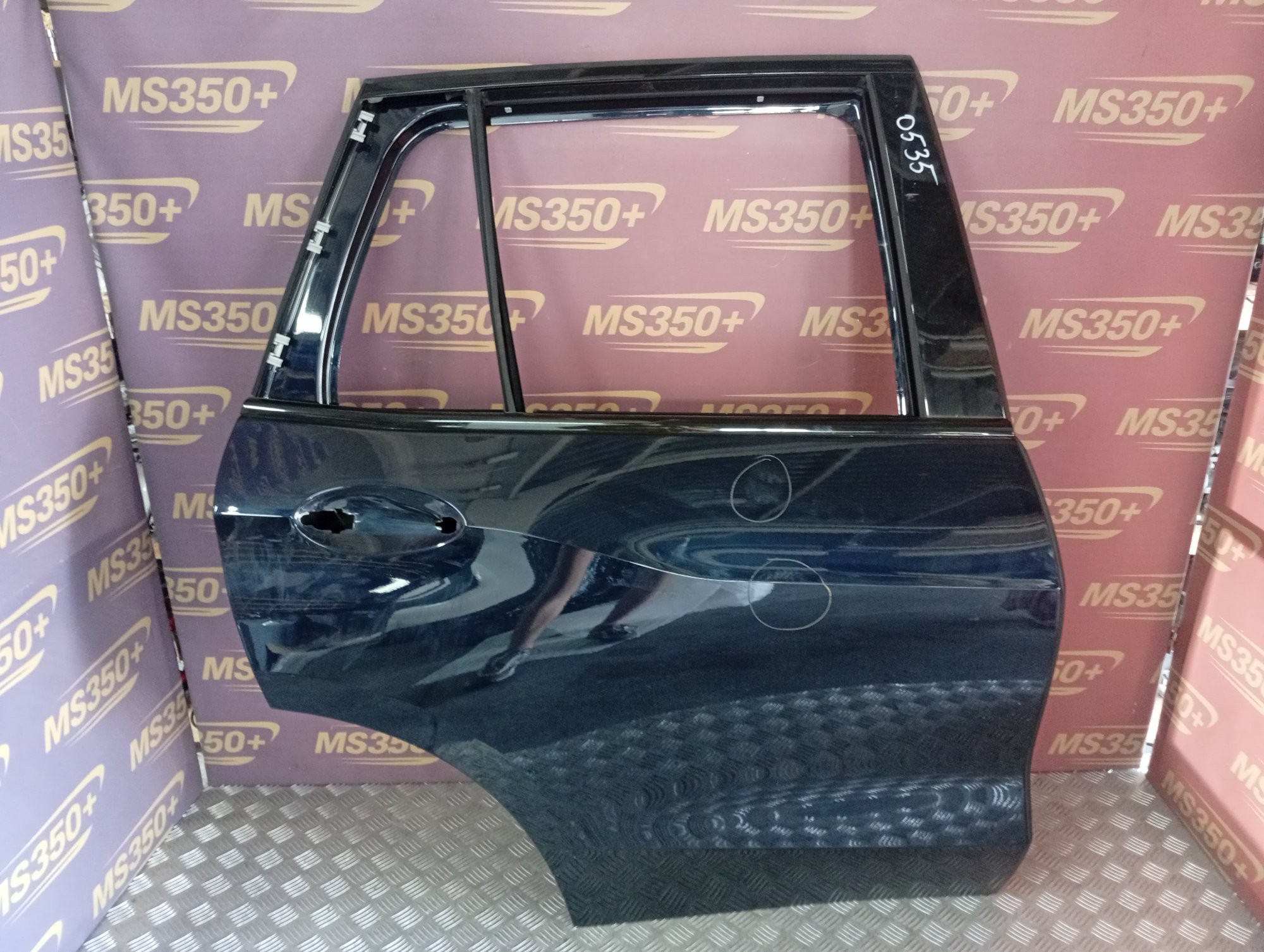 Б/у Двері задні праві BMW X5 G05 - 1