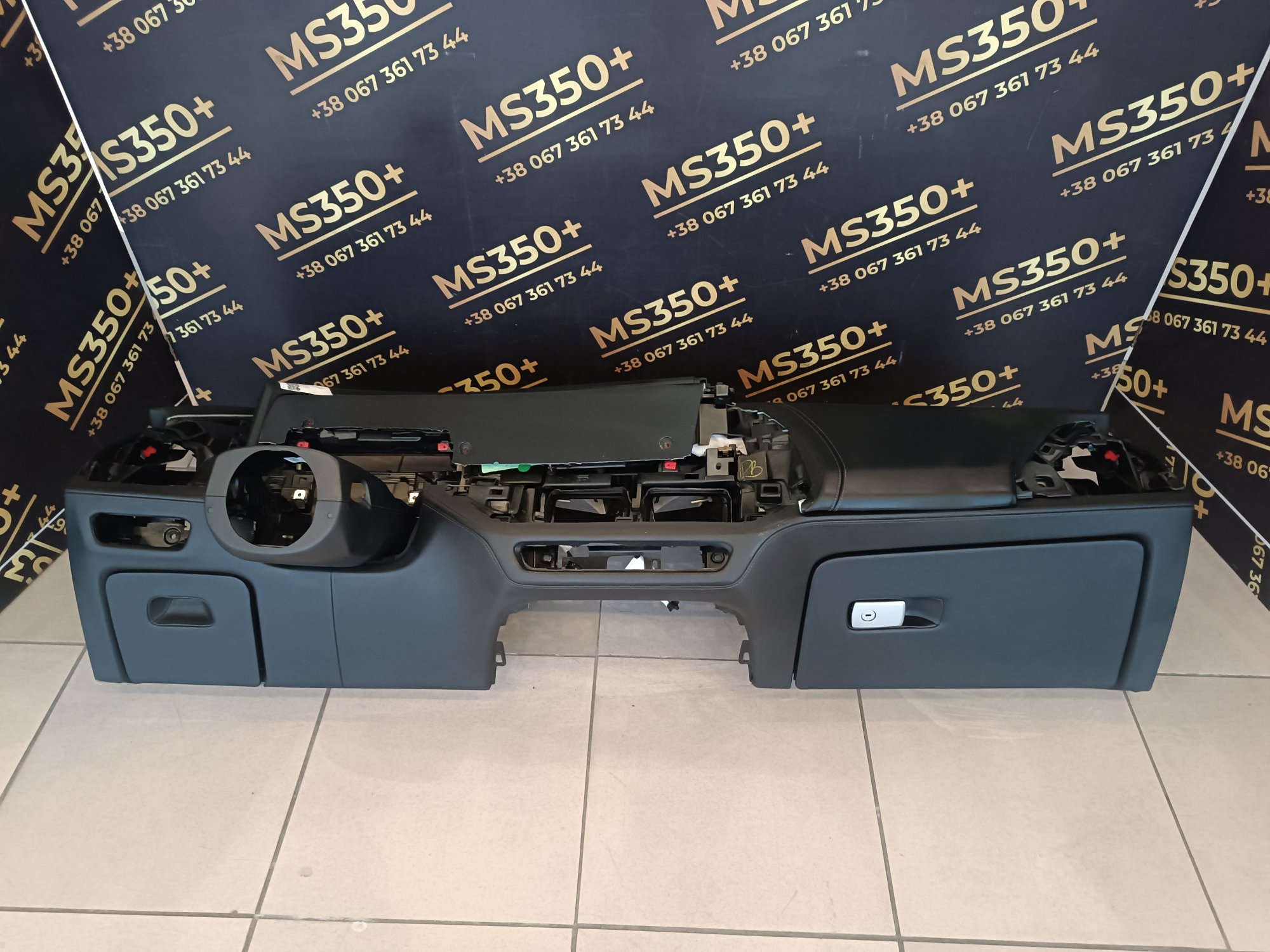 Б/в Торпедо (панель передняя) BMW XM G09 - 1