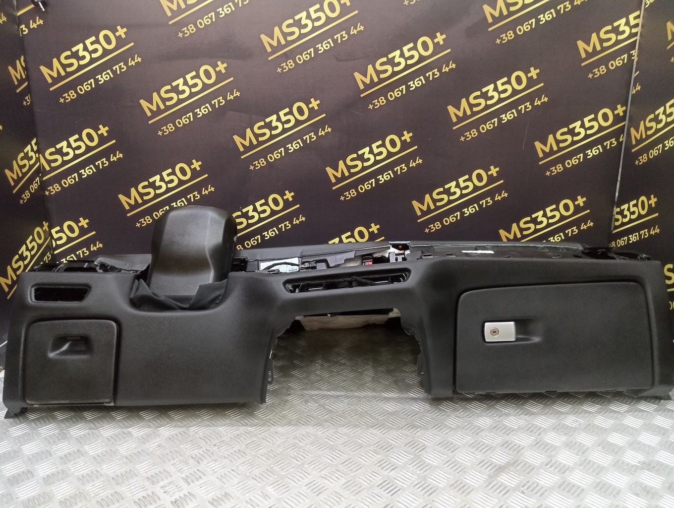 Б/в Торпедо (панель передняя) BMW X5 G05 - 1
