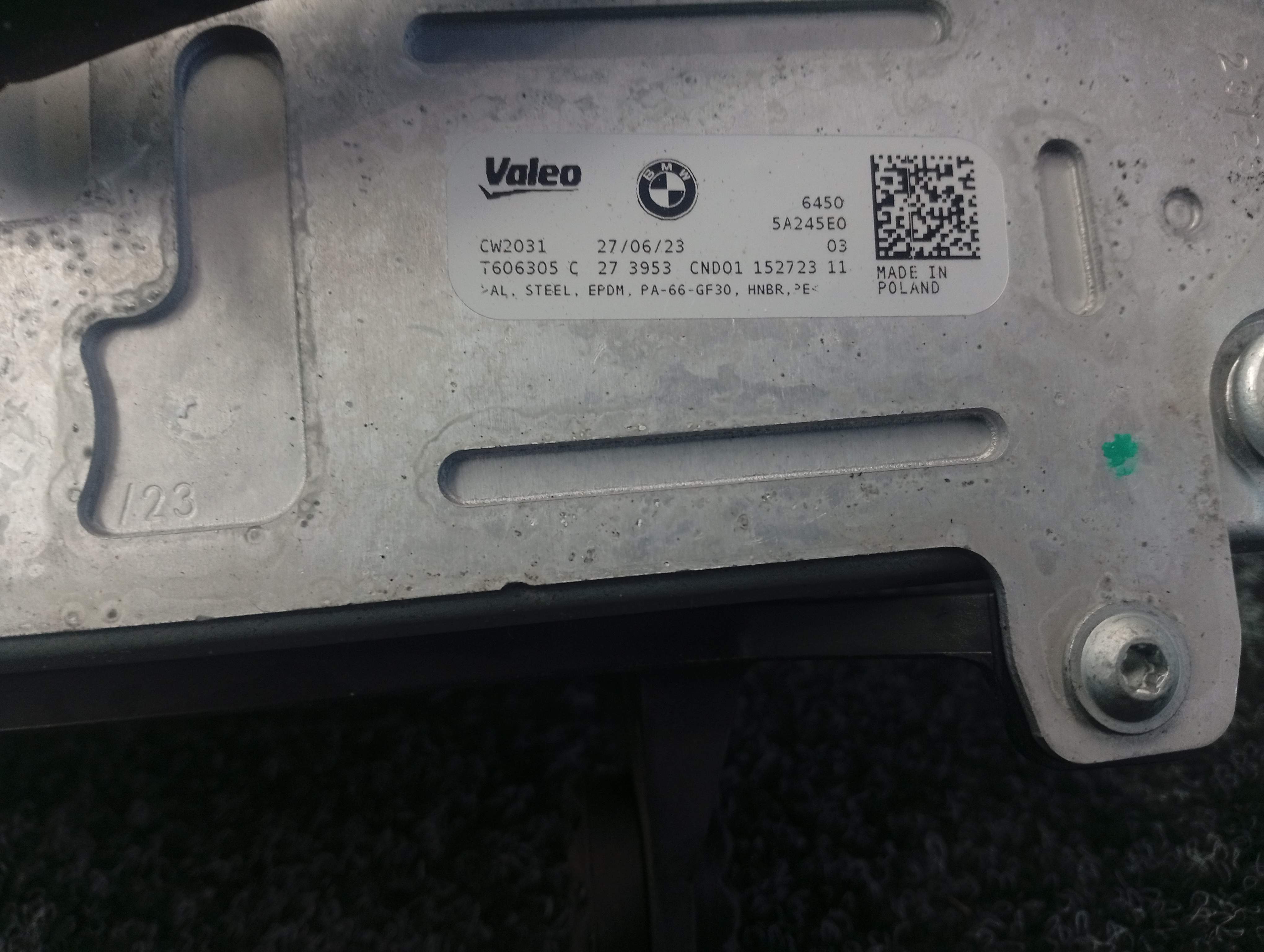 Б/в Конденсатор кондиционера с осушителем BMW X5 G05 - 1