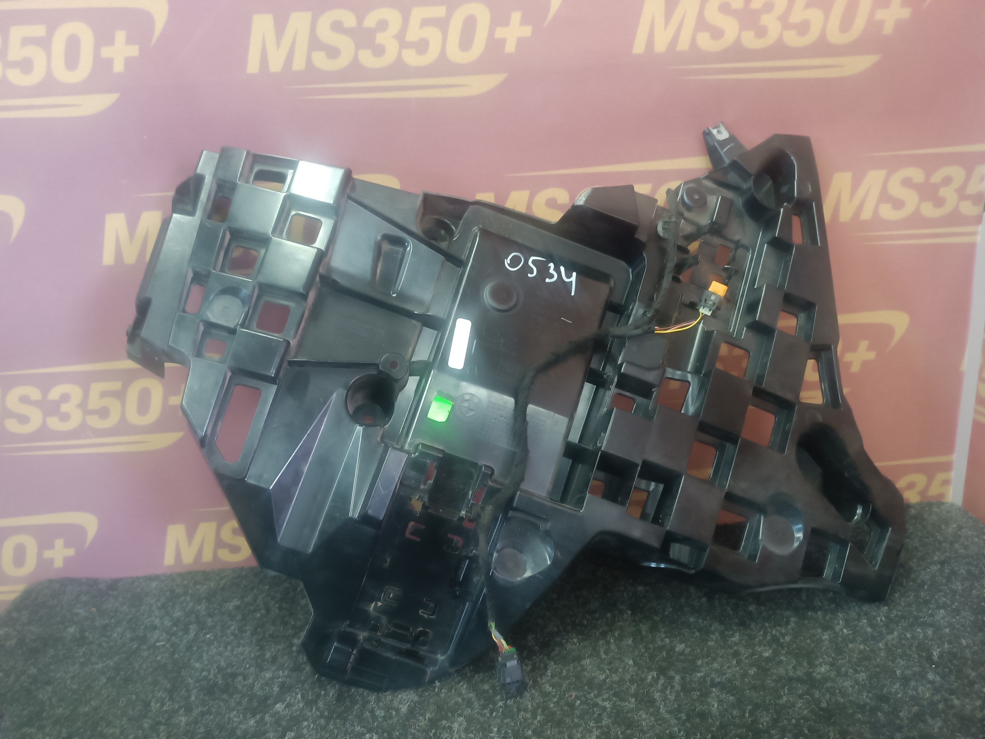Б/у Кронштейн (кріплення) заднього бампера лівий BMW X5 G05 - 1