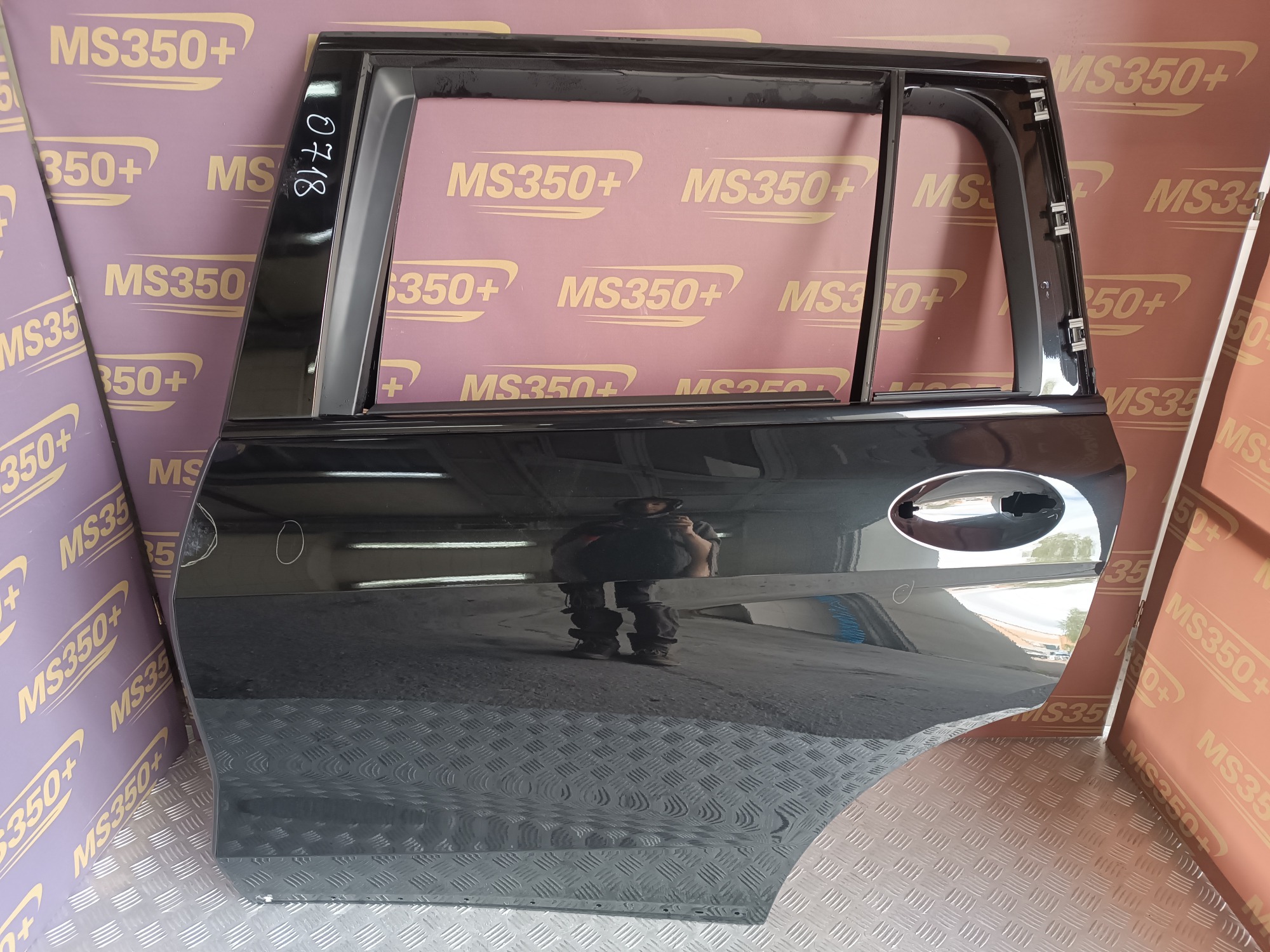 Б/в Дверь задняя левая BMW X7 G07 - 1