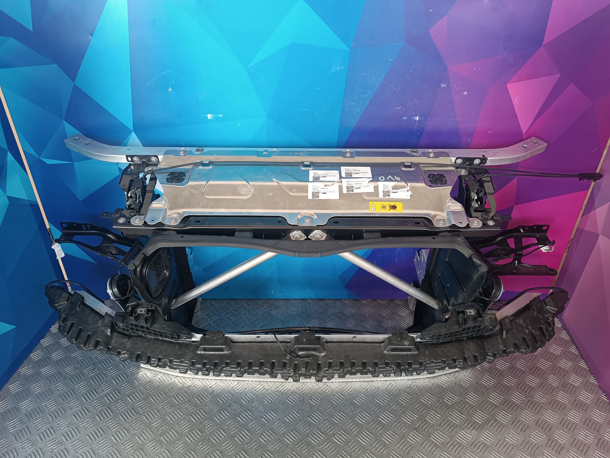 Б/в Панель передняя (телевизор) BMW X3 G01 - 1