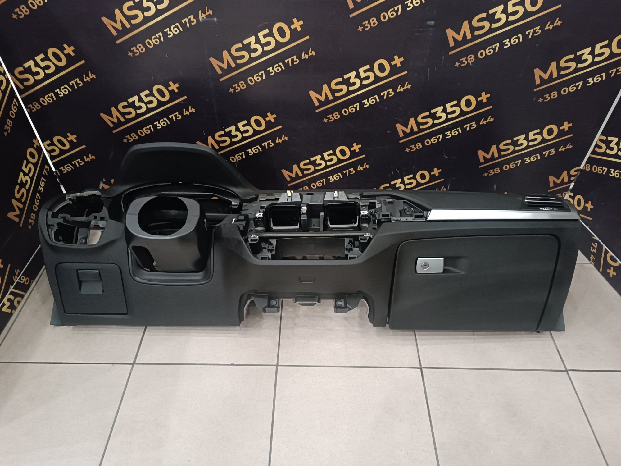 Б/в Торпедо (панель передняя) BMW X3 G01 - 1