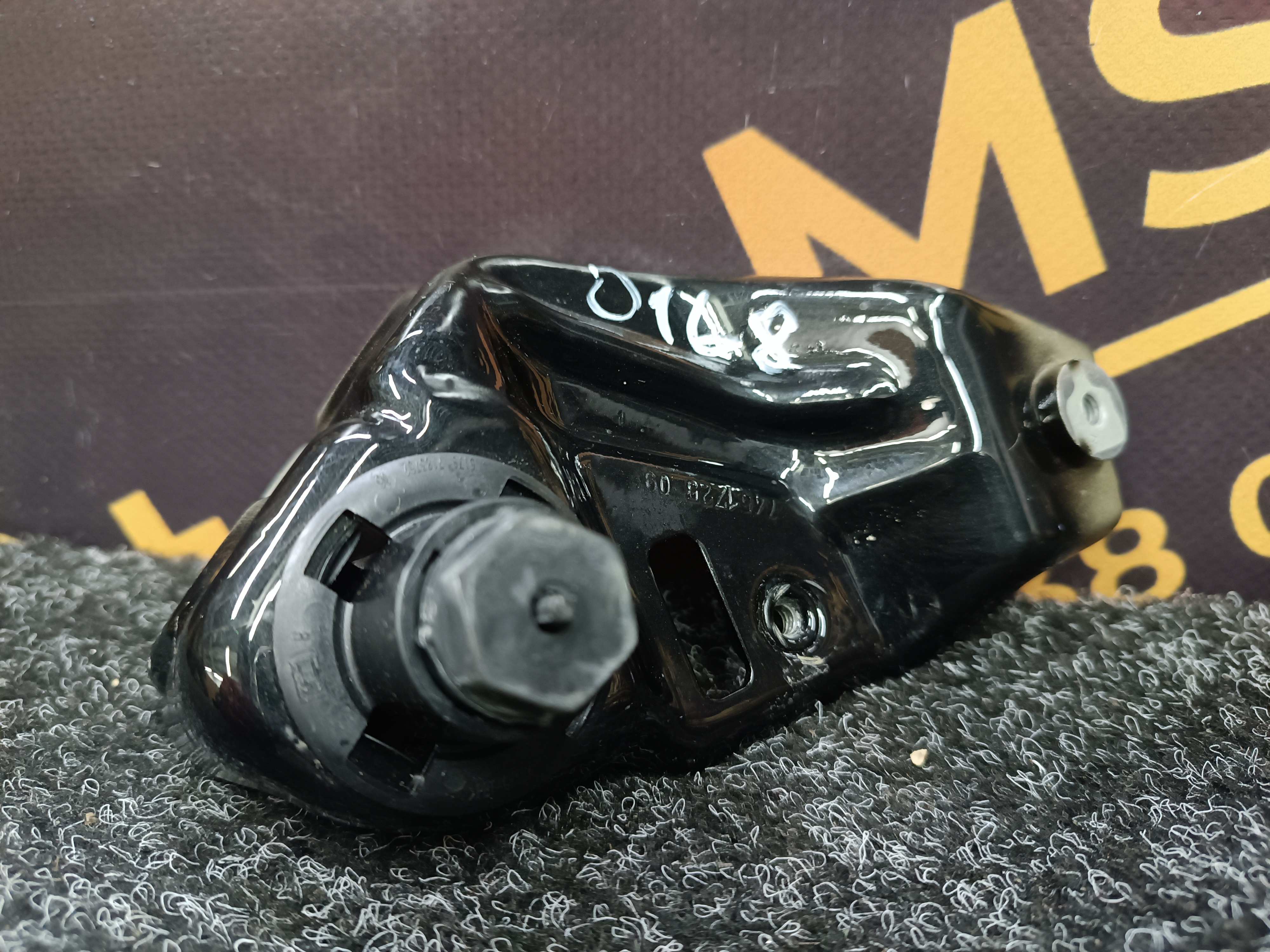 Б/у Кронштейн (кріплення) крила лівий BMW X5 G05 - 1