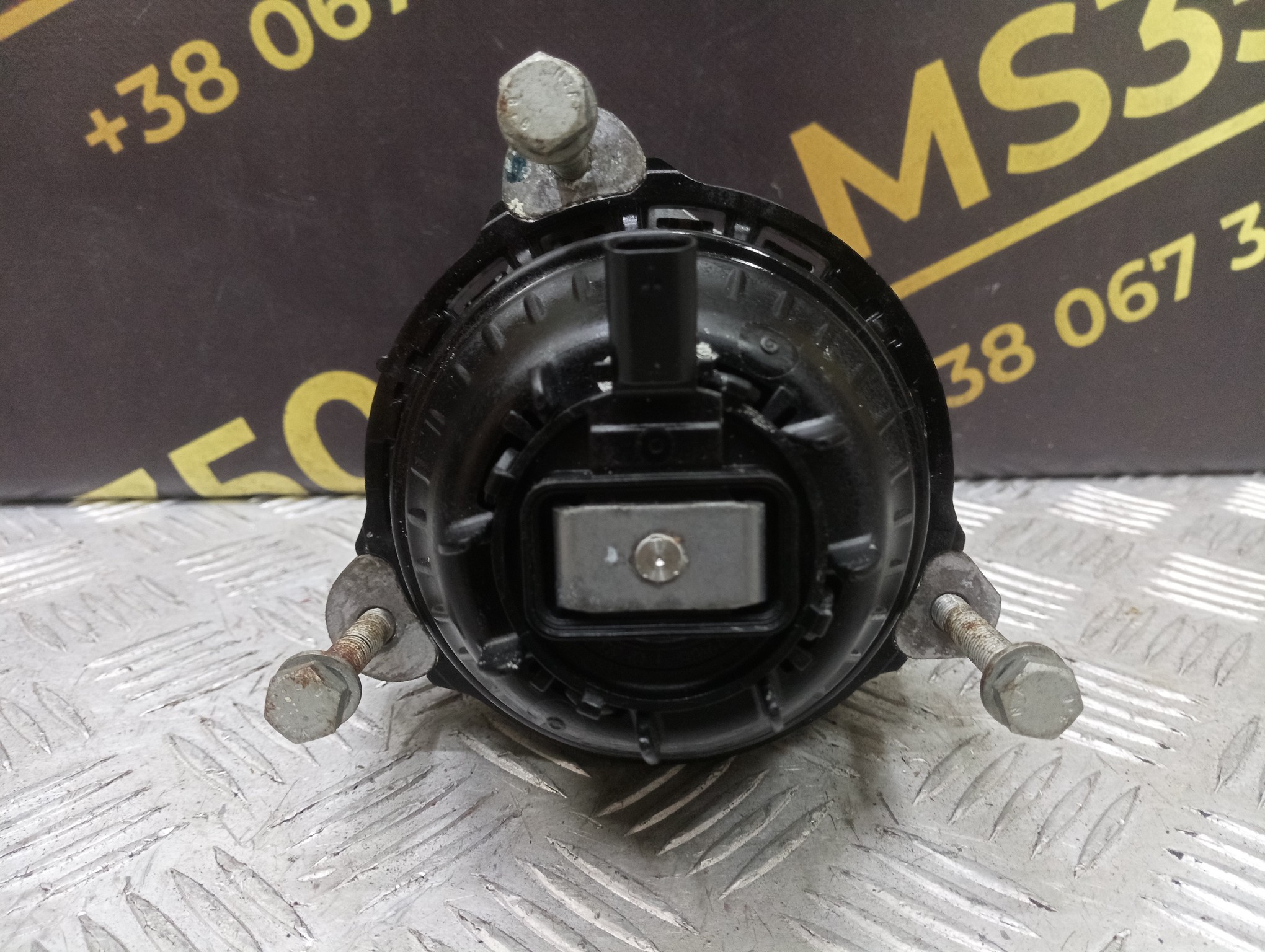 Б/у Подушка двигуна ліва BMW X5 G05 - 1