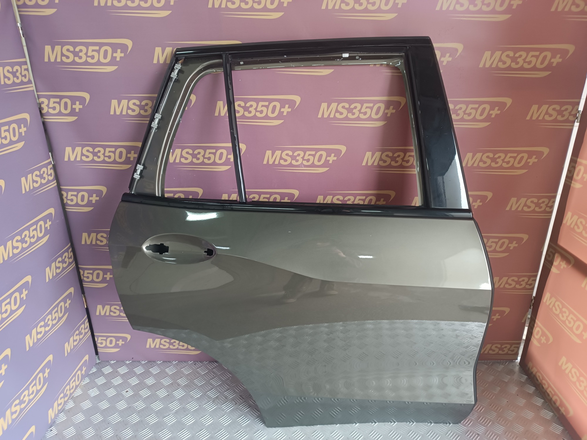 Б/в Дверь задняя правая BMW X5 G05 - 1