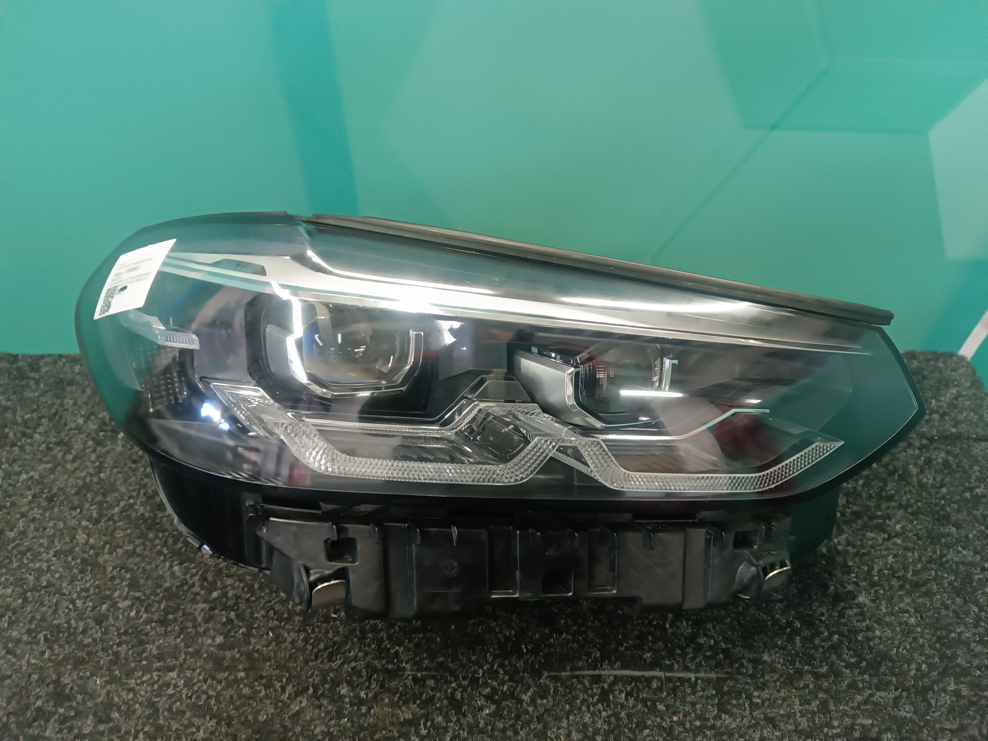 Б/у Фара передня права BMW X3 G01 - 1