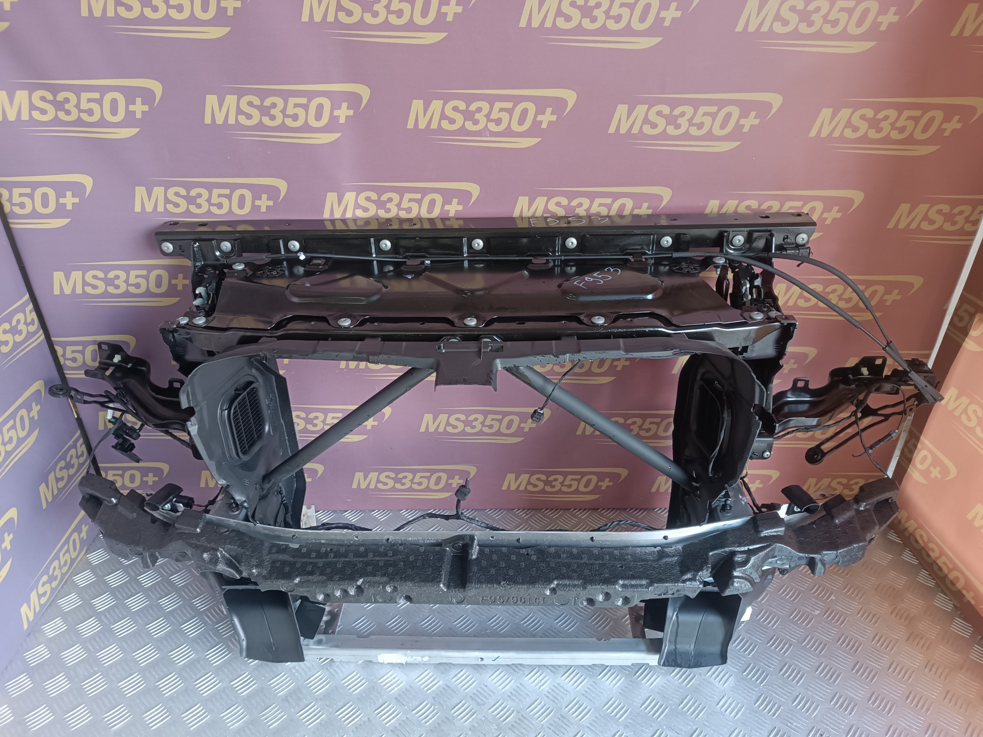 Б/в Панель передняя (телевизор) BMW X5M F95 - 1
