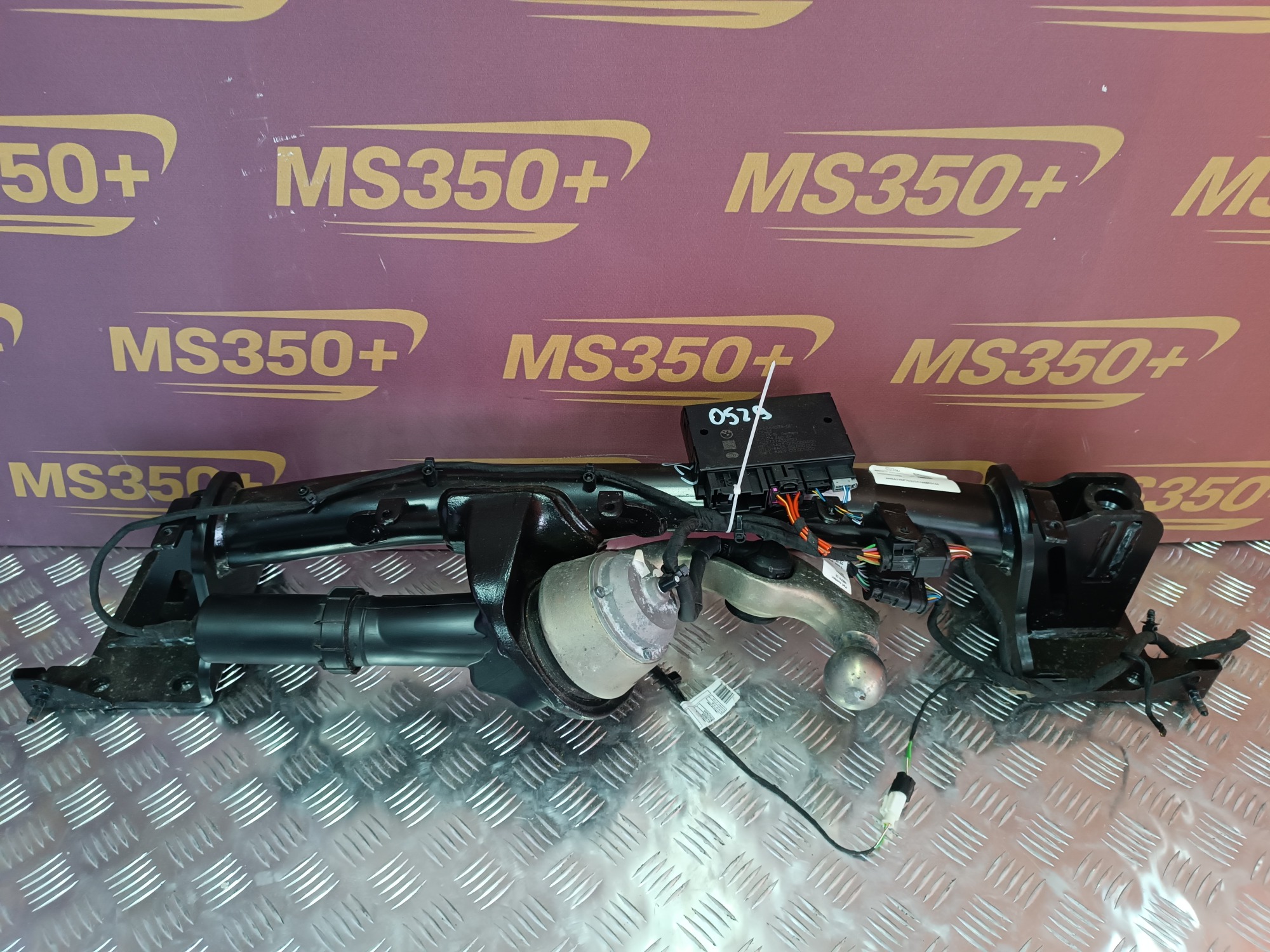 Б/в Фаркоп (прицепное устройство) BMW X5 G05 - 1