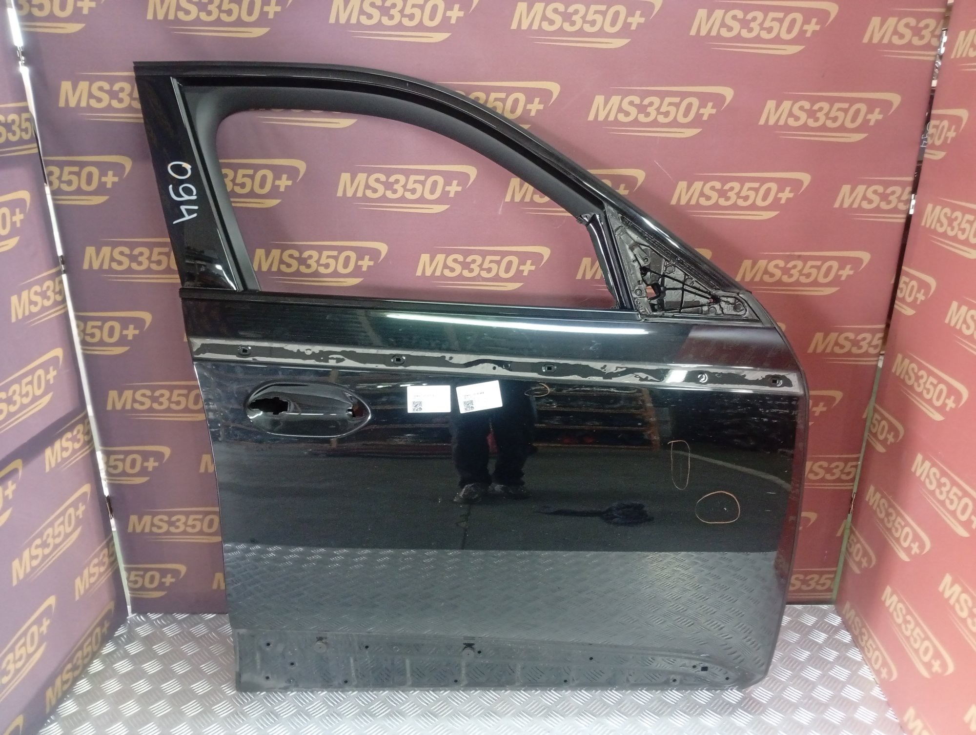 Б/у Двері передні праві BMW XM G09 - 1