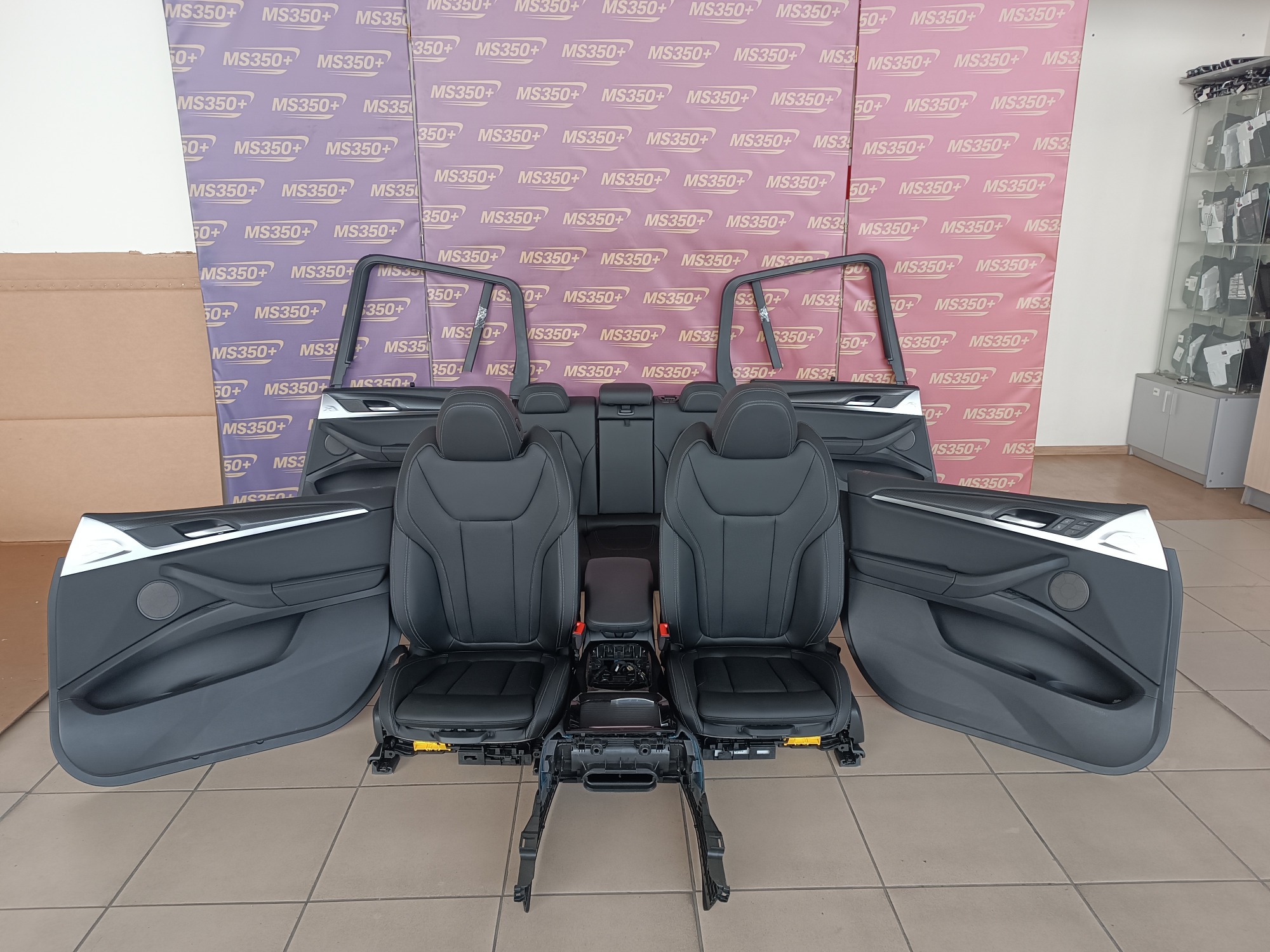 Б/в Салон (сидения) комплект BMW X3 G01 - 1