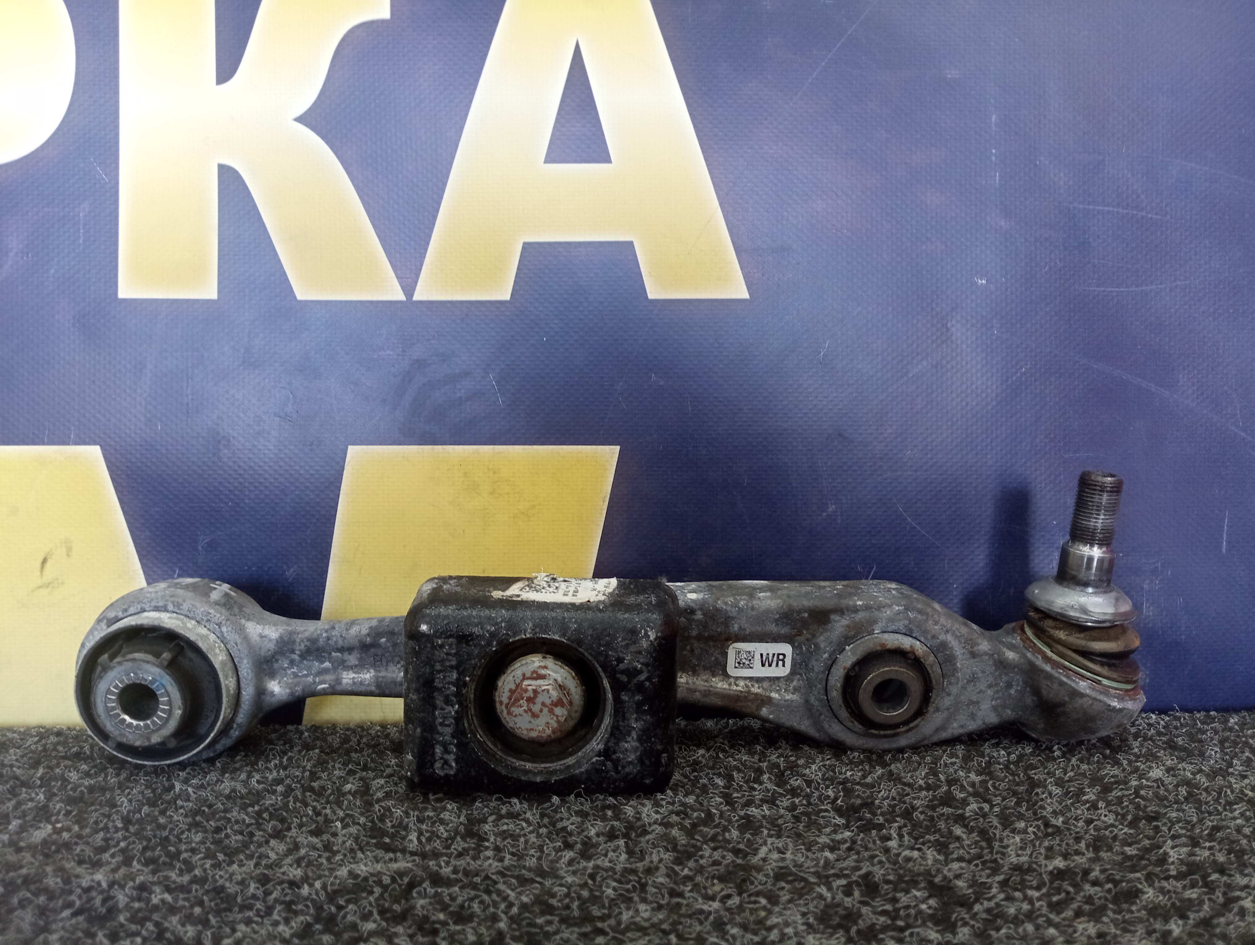 Б/у Важіль передній правий Mercedes - 1
