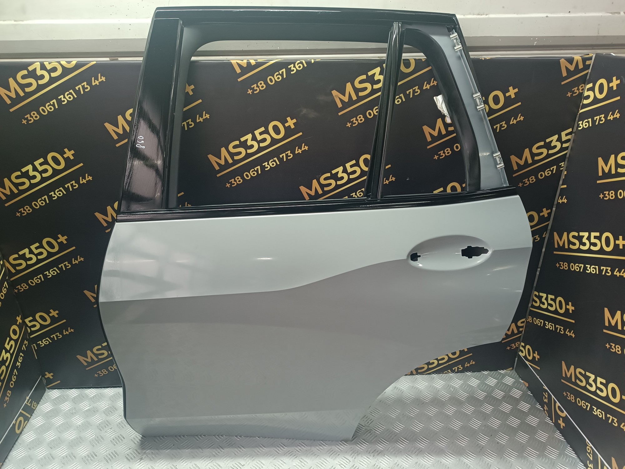 Б/у Двері задні ліві BMW X5 G05 - 1