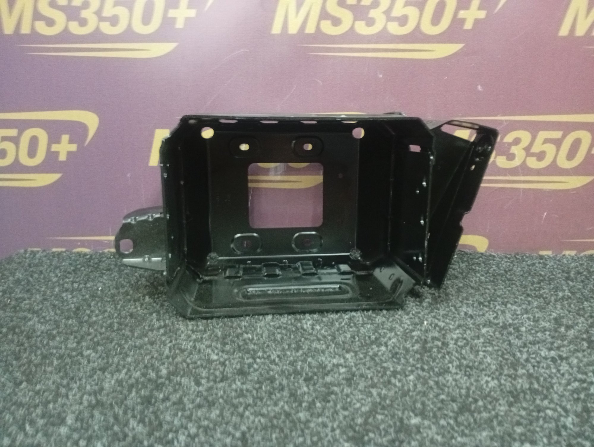 Б/в Крепление BMW X5 G05 - 1