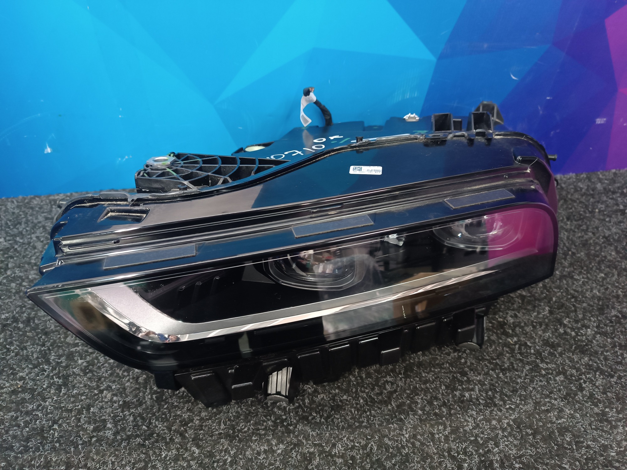 Б/у Фара передня ліва BMW X7 G07 - 1