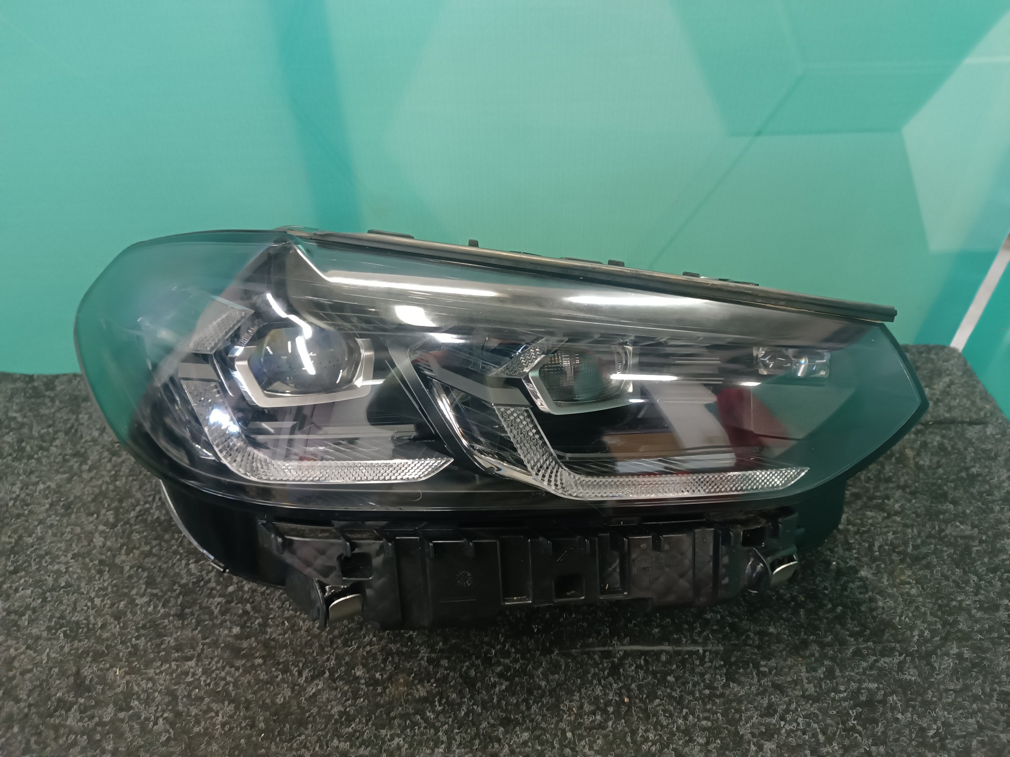 Б/у Фара передня права BMW X4 G02 - 1