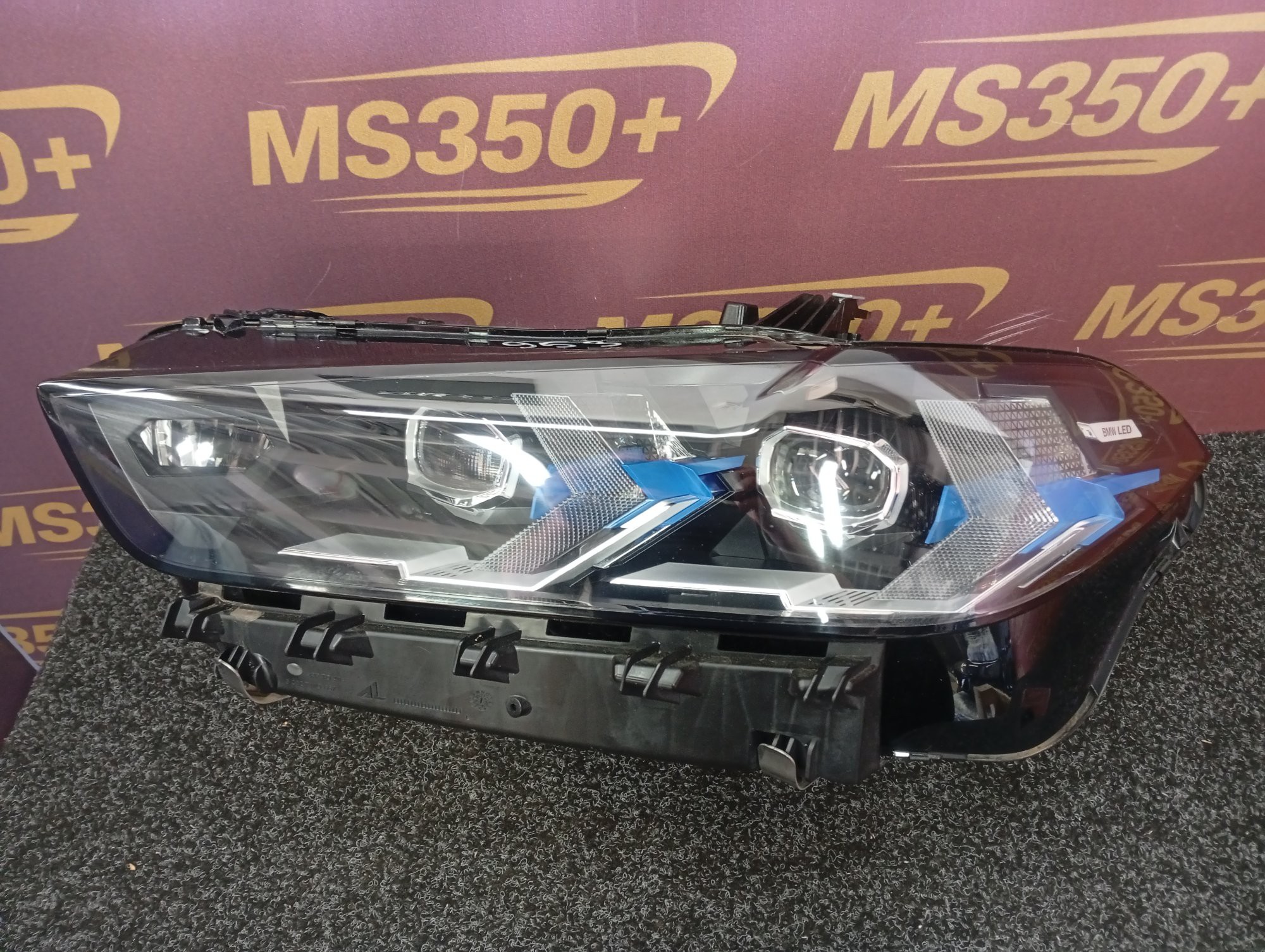 Б/у Фара передня ліва BMW X5M F95 - 1