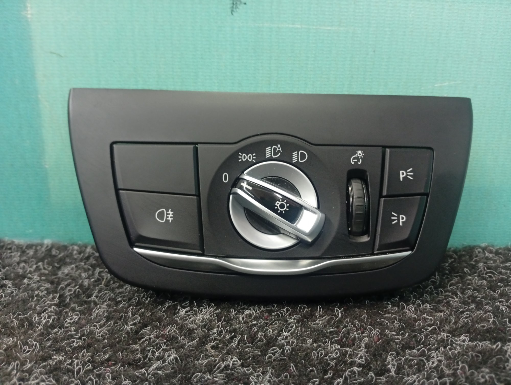 Б/у Перемикач світла BMW X3 G01 - 1
