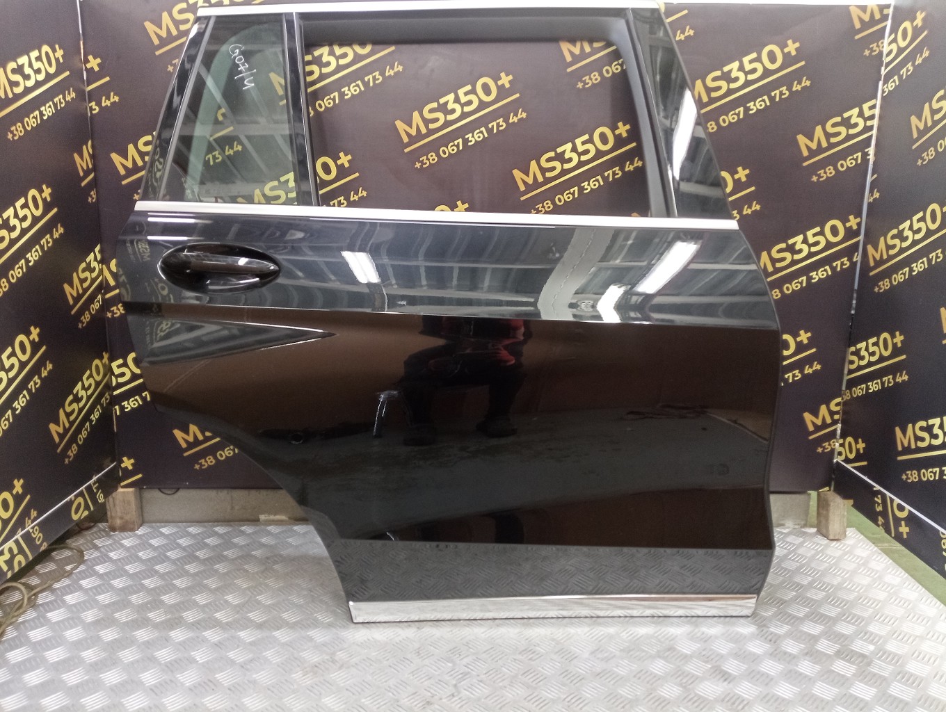 Б/у Двері задні праві BMW X7 G07 - 1
